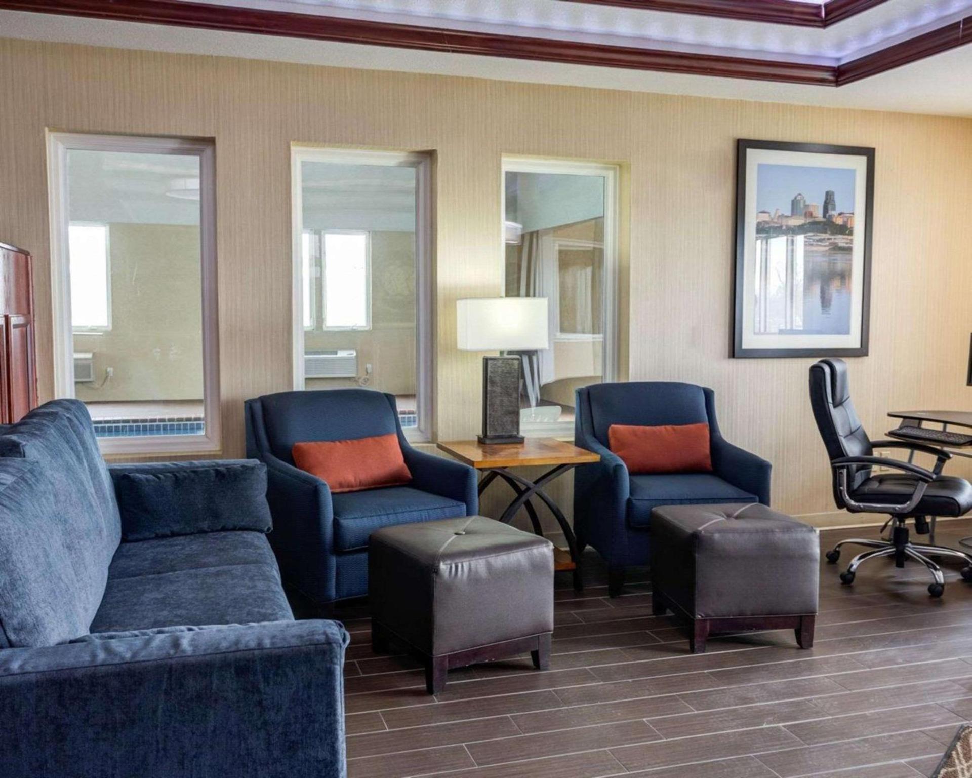 Comfort Inn Kearney - Liberty photo 2