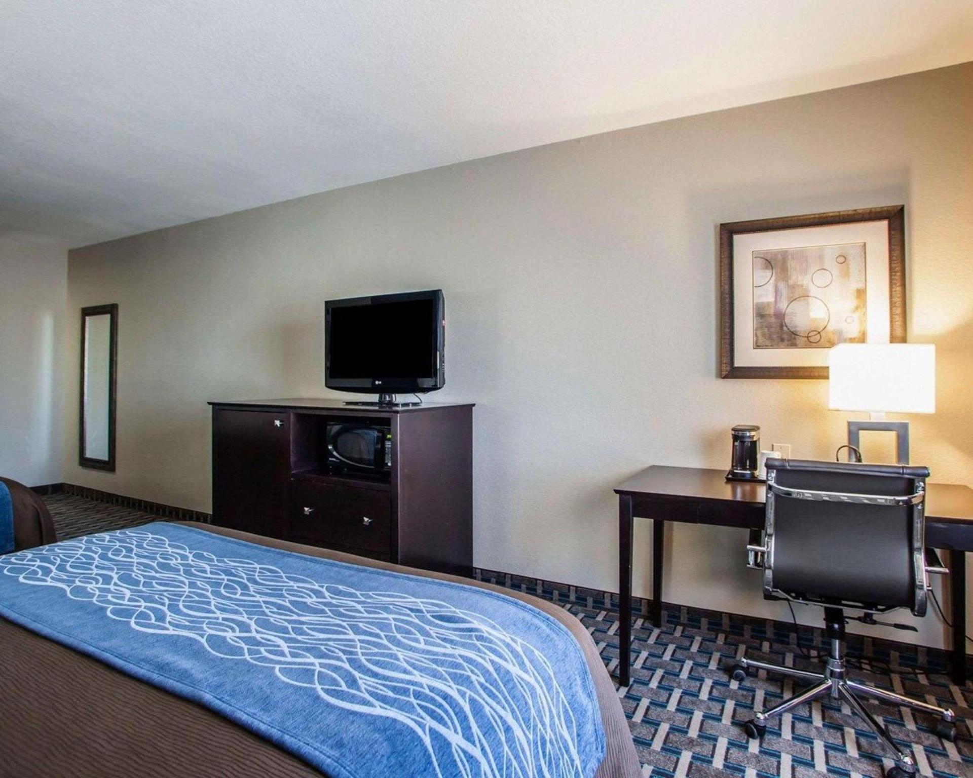 Comfort Inn Lees Summit - Hwy 50 & Hwy 291 photo 9