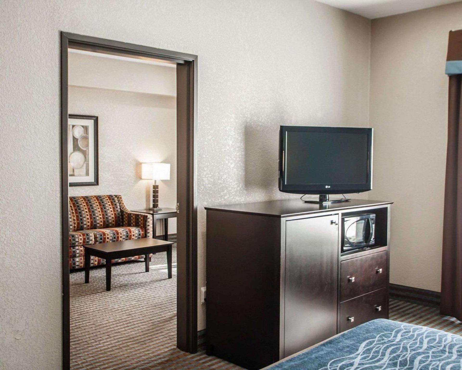 Comfort Inn Lees Summit - Hwy 50 & Hwy 291 photo 23