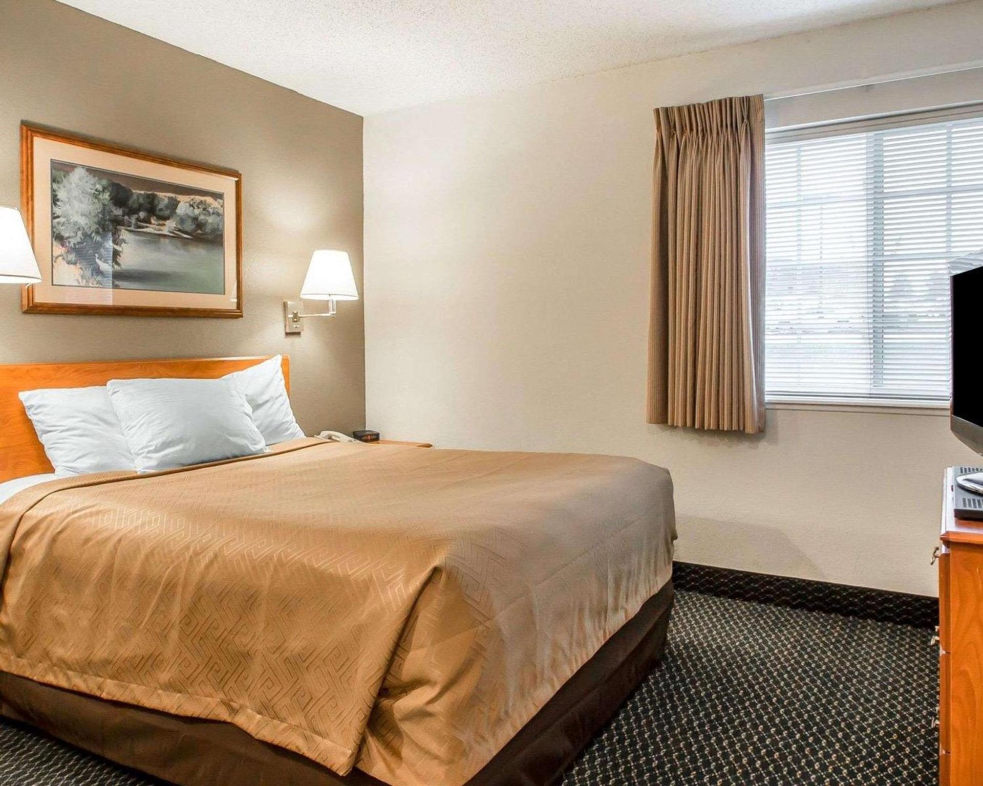 Birch Hill Suites Columbia photo 22