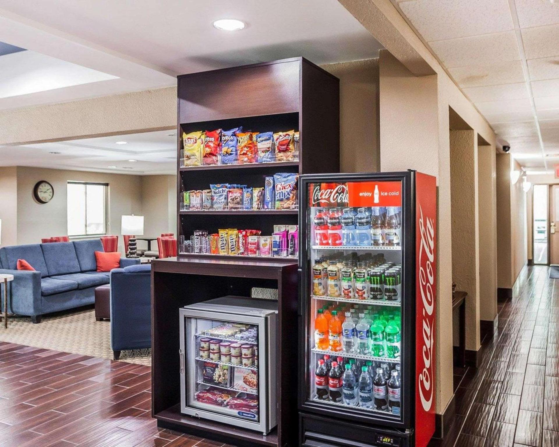 Comfort Inn & Suites Moberly photo 32
