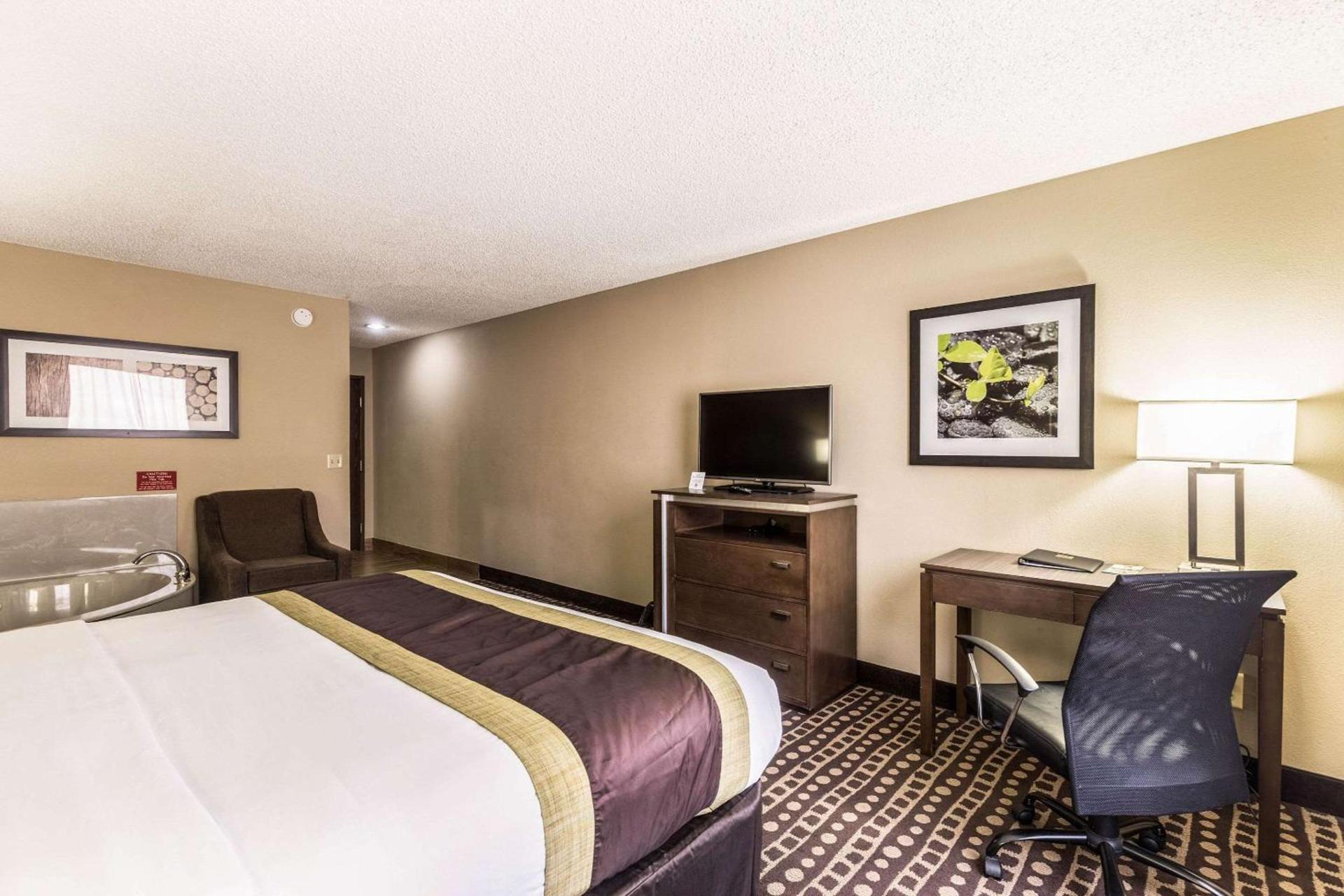 Quality Inn West Plains photo 13