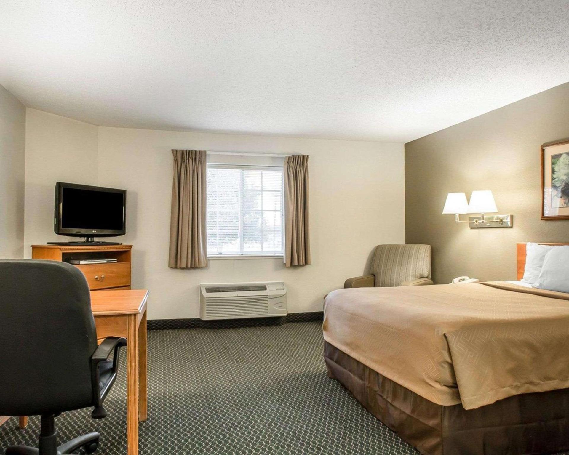 Birch Hill Suites Columbia photo 16