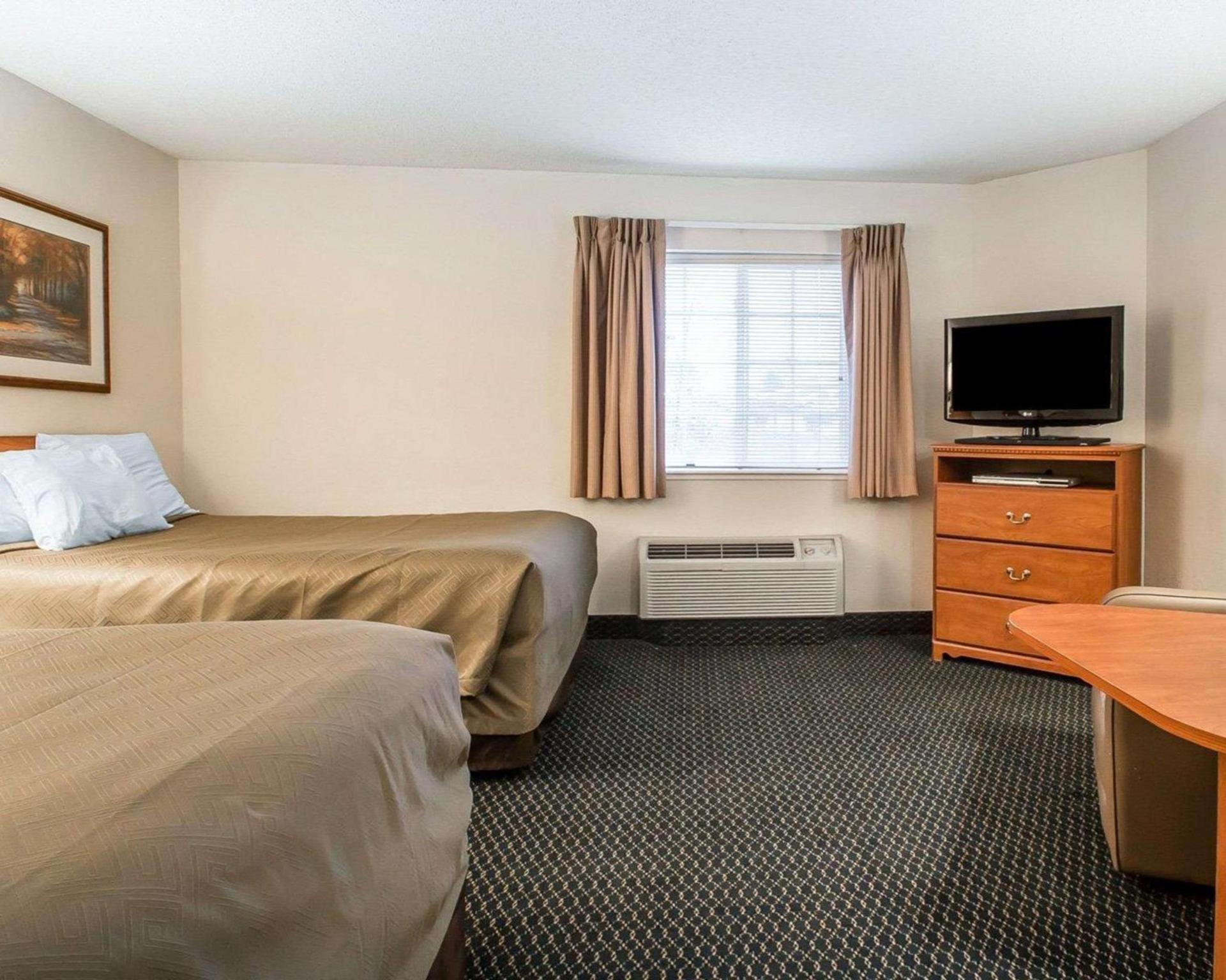 Birch Hill Suites Columbia photo 14