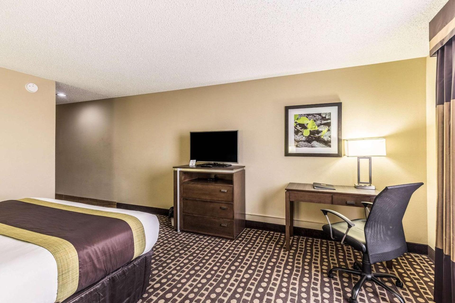 Quality Inn West Plains photo 11