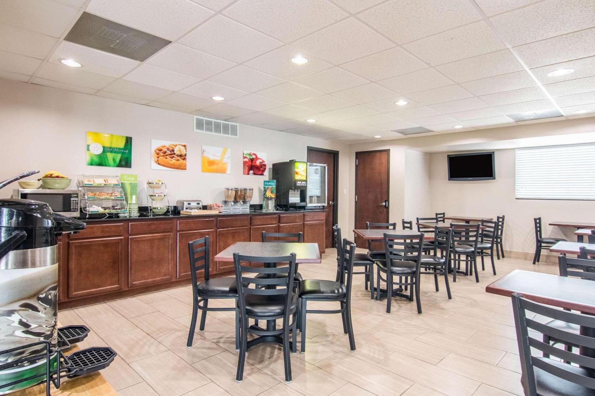 Quality Inn Foristell photo 30