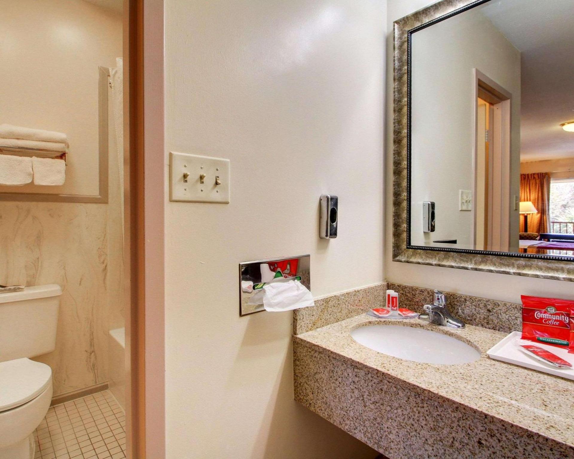 Twin Star Lodge photo 13
