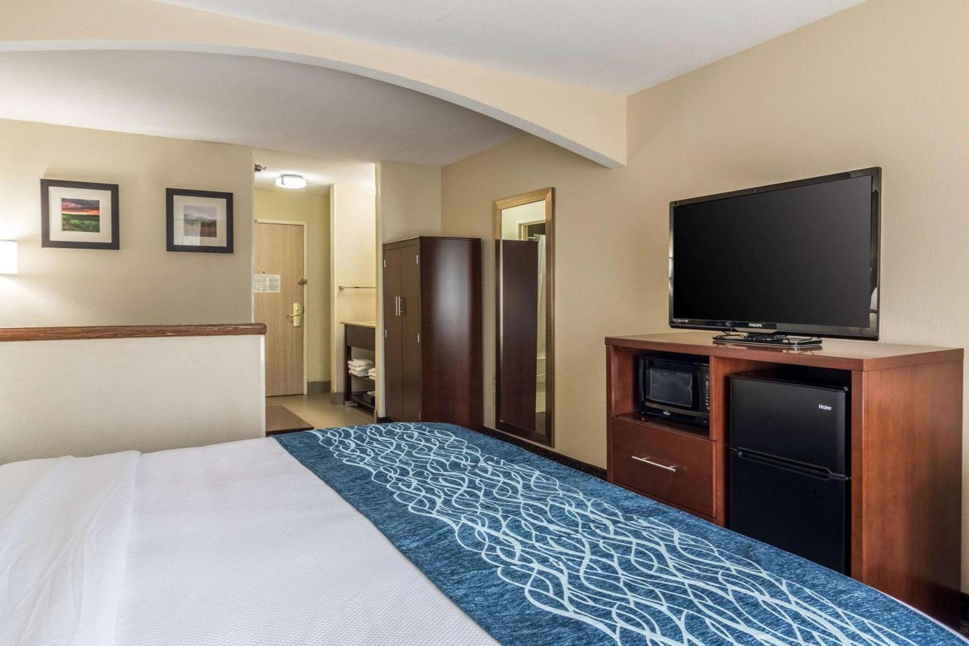Comfort Inn & Suites - Hannibal photo 22