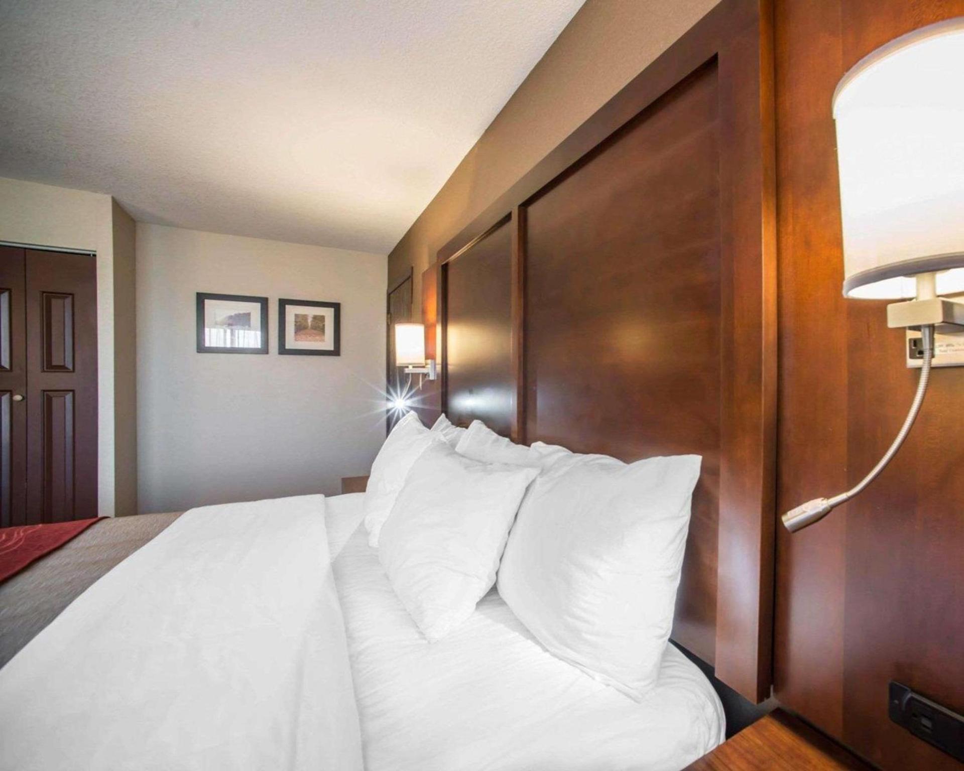 Quality Inn & Suites Boonville - Columbia photo 18