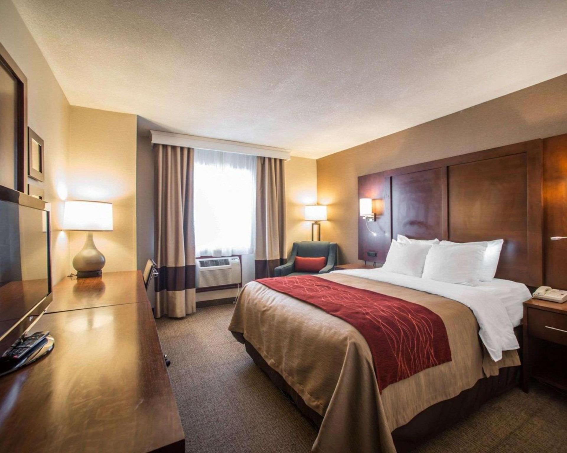 Quality Inn & Suites Boonville - Columbia photo 3