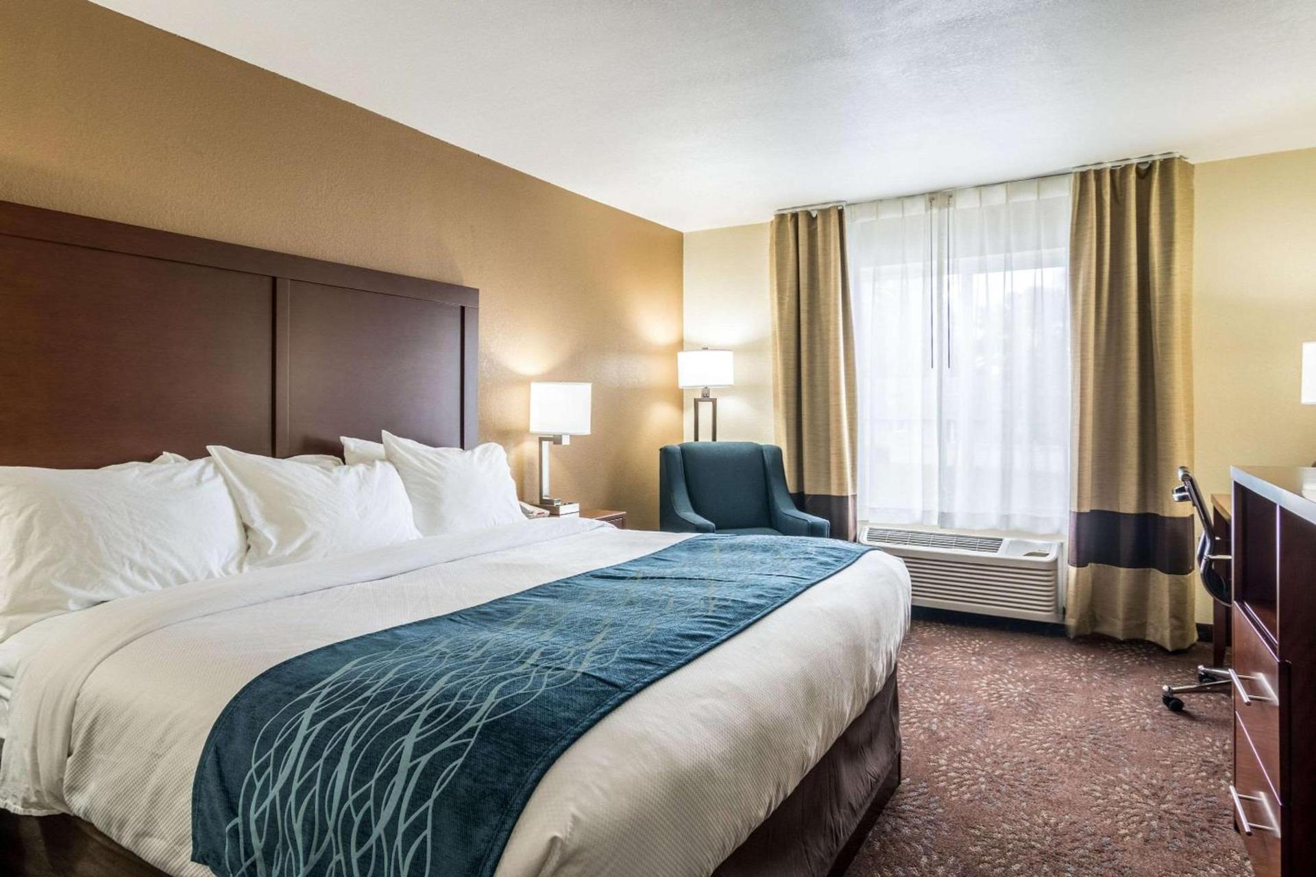 Comfort Inn & Suites - Hannibal photo 13