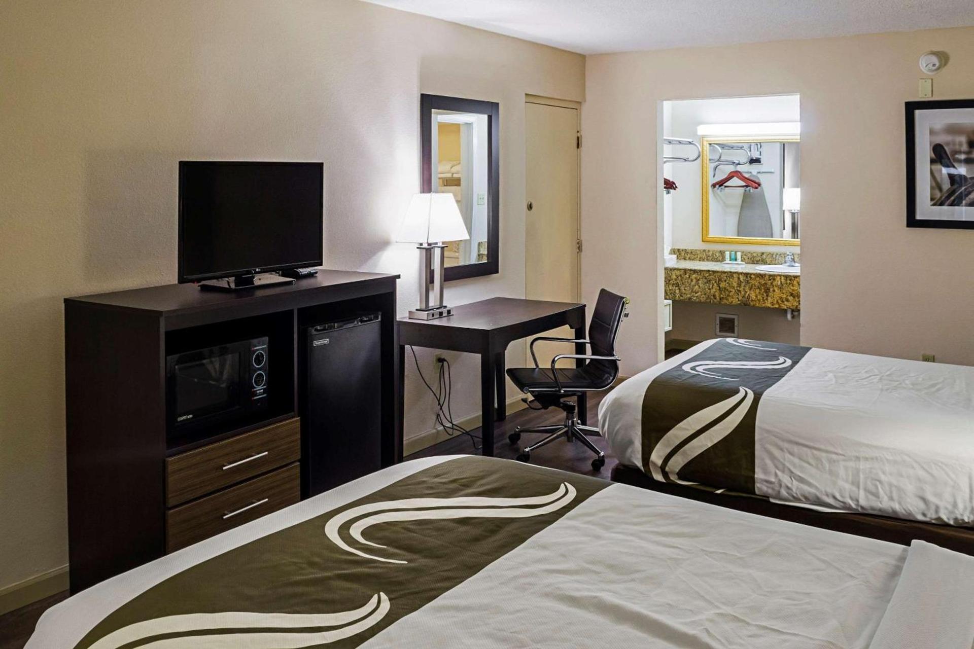 Quality Inn Biloxi Beach photo 10