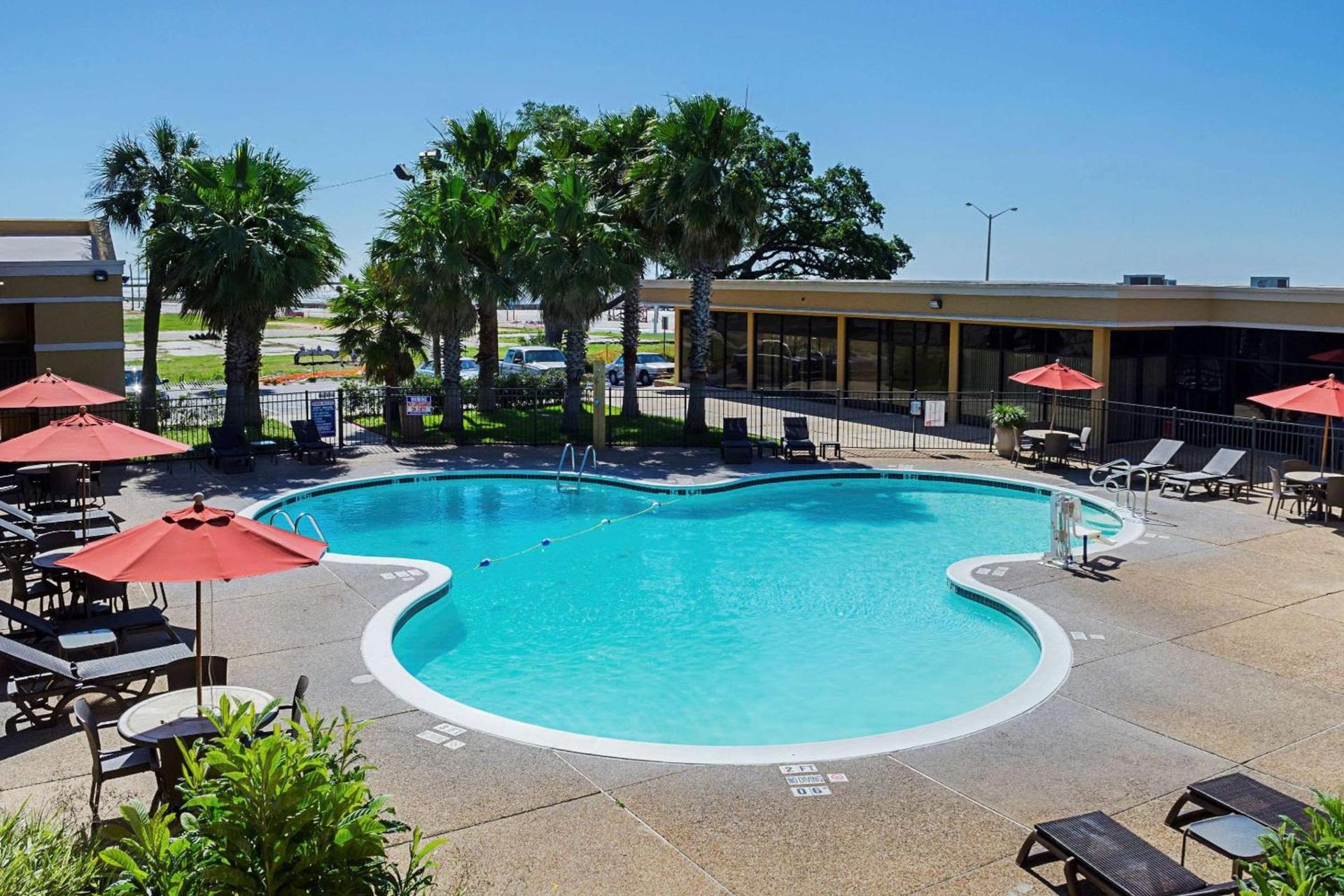 Quality Inn Biloxi Beach photo 28