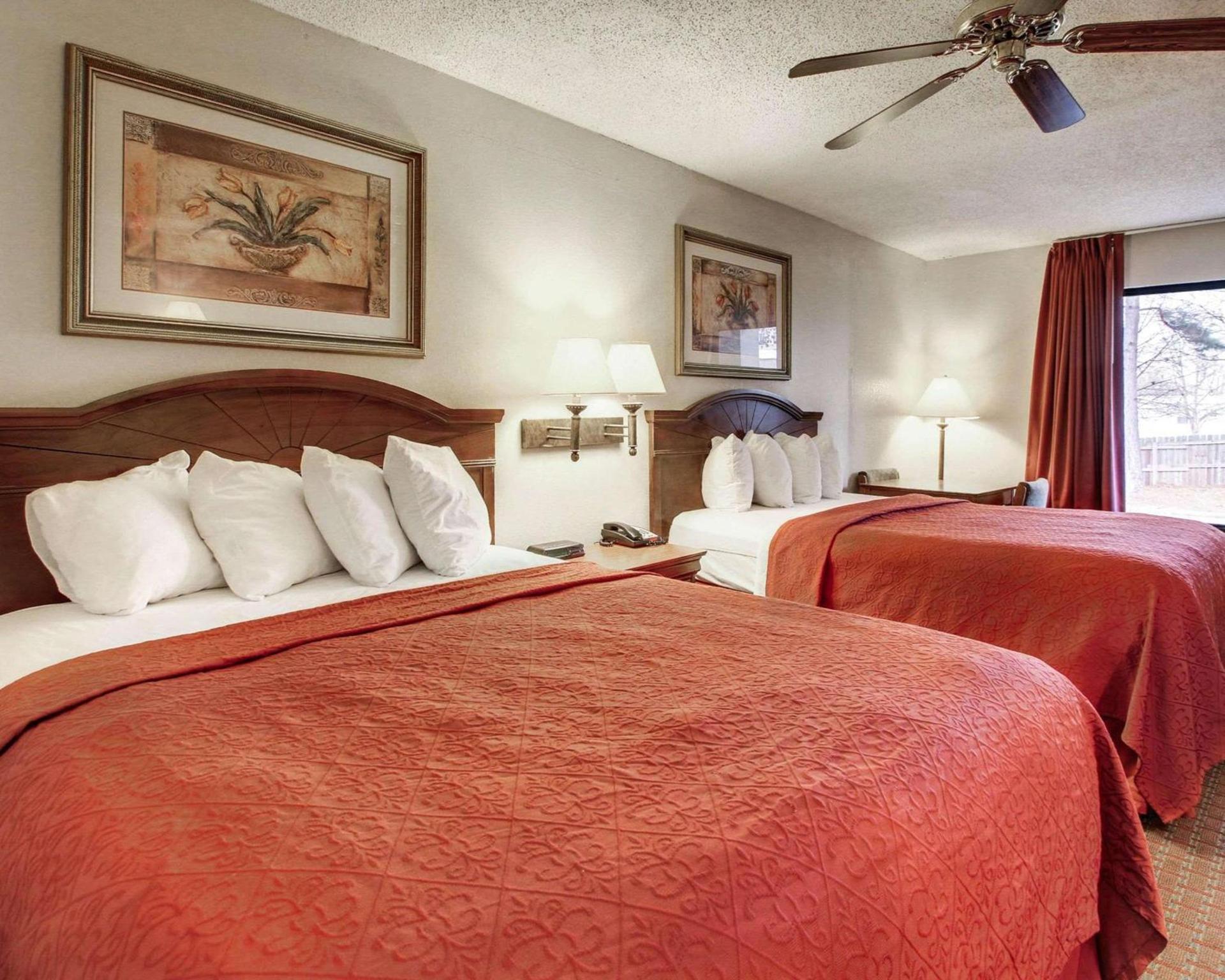 Quality Inn & Suites Clinton - Jackson West photo 8