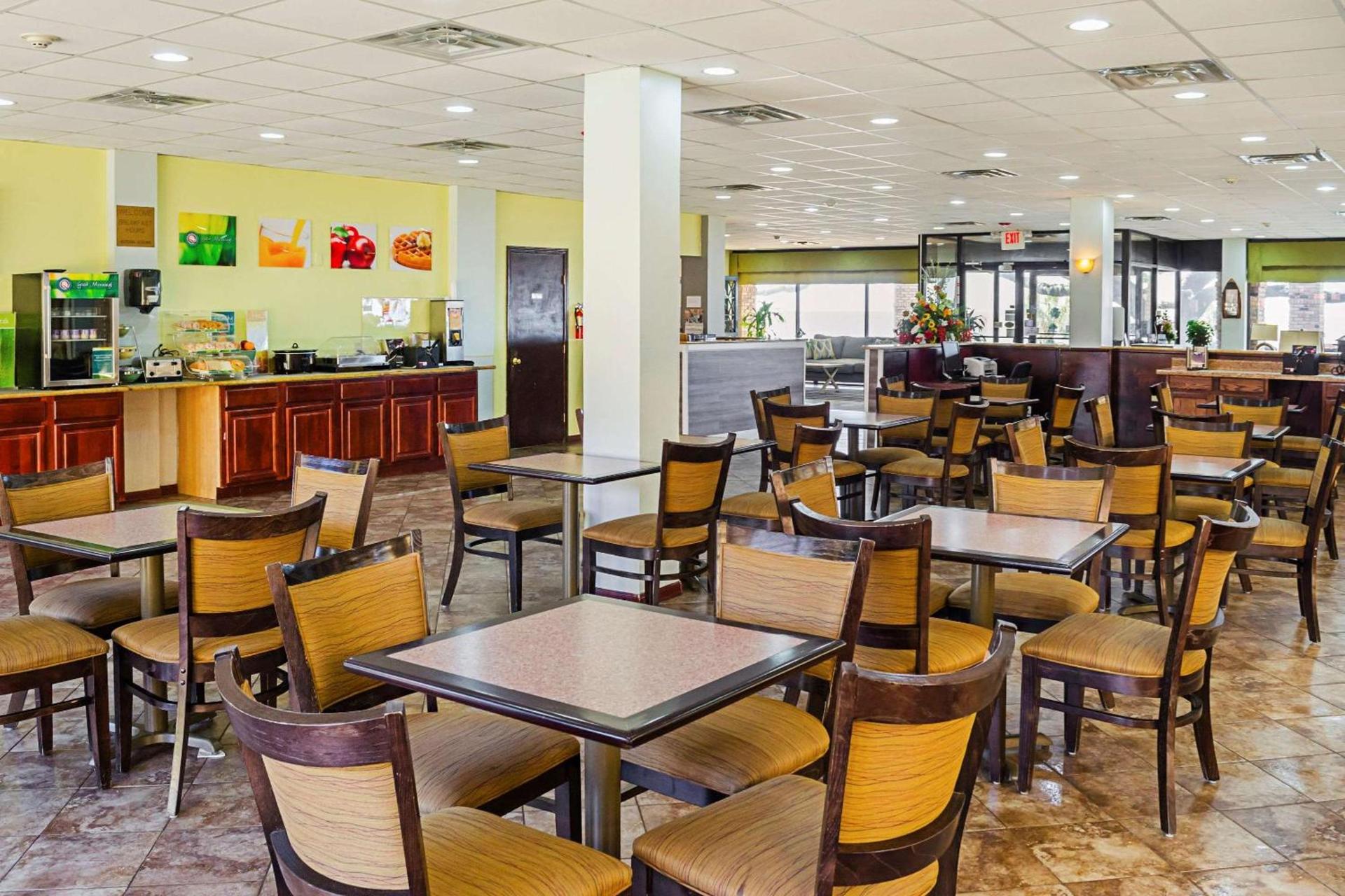 Quality Inn Biloxi Beach photo 32