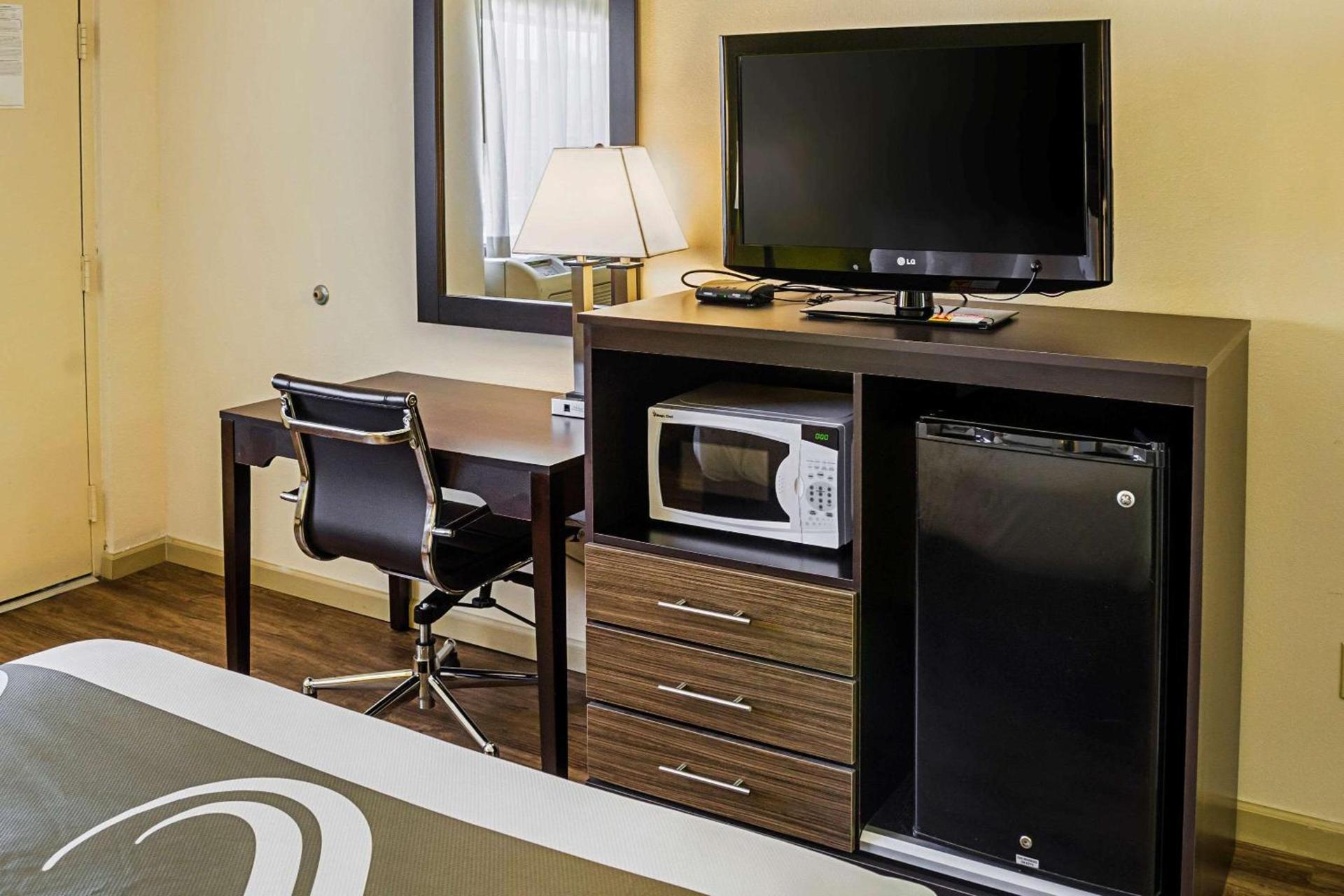 Quality Inn Biloxi Beach photo 12