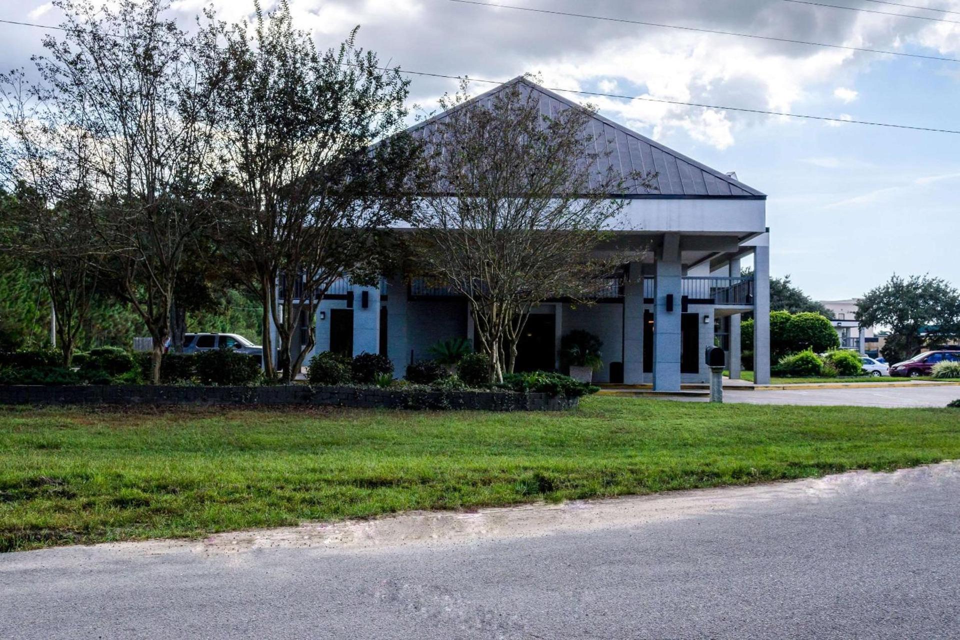 Quality Inn Moss Point - Pascagoula photo 2