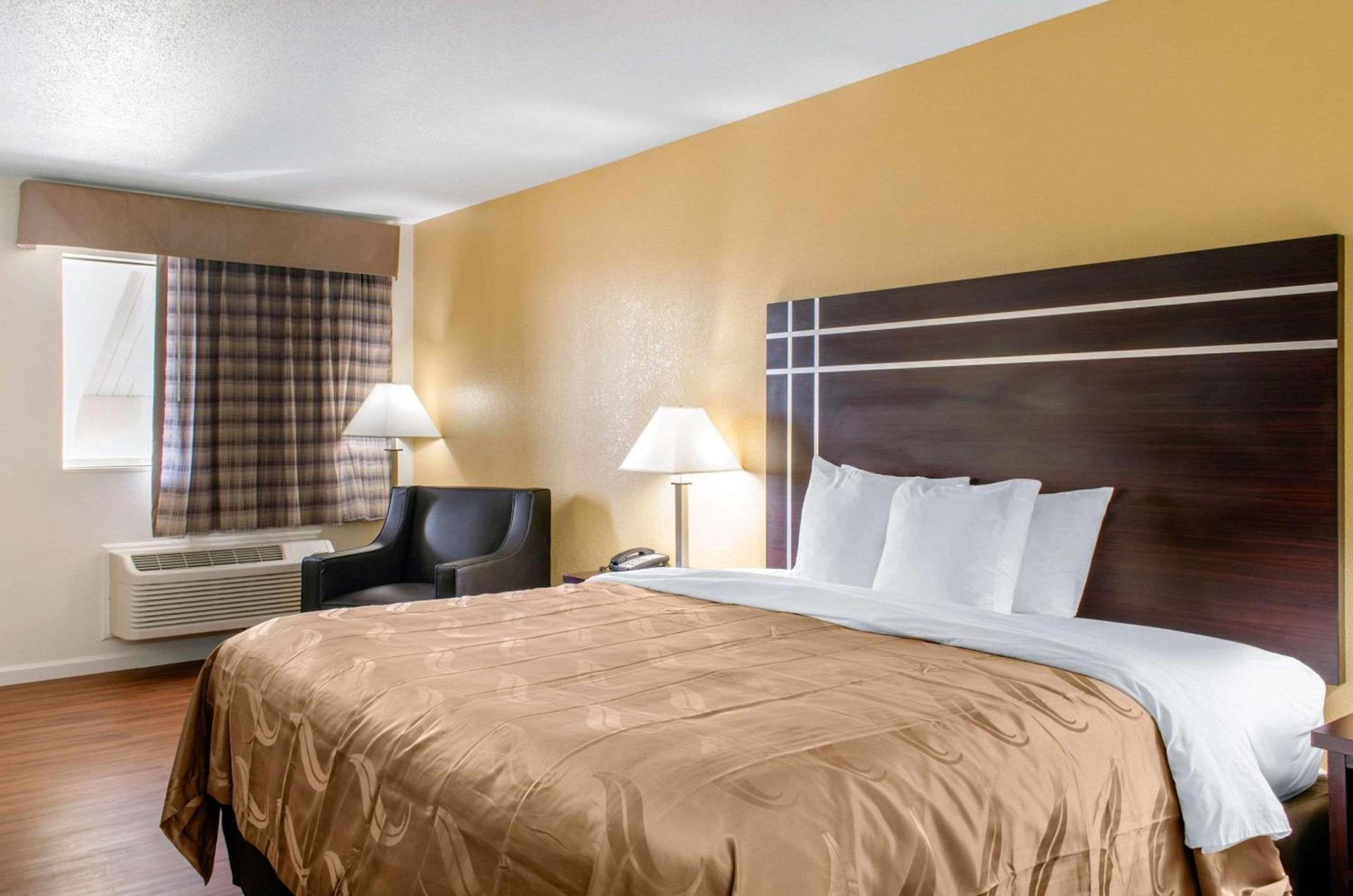 Quality Inn McComb photo 14