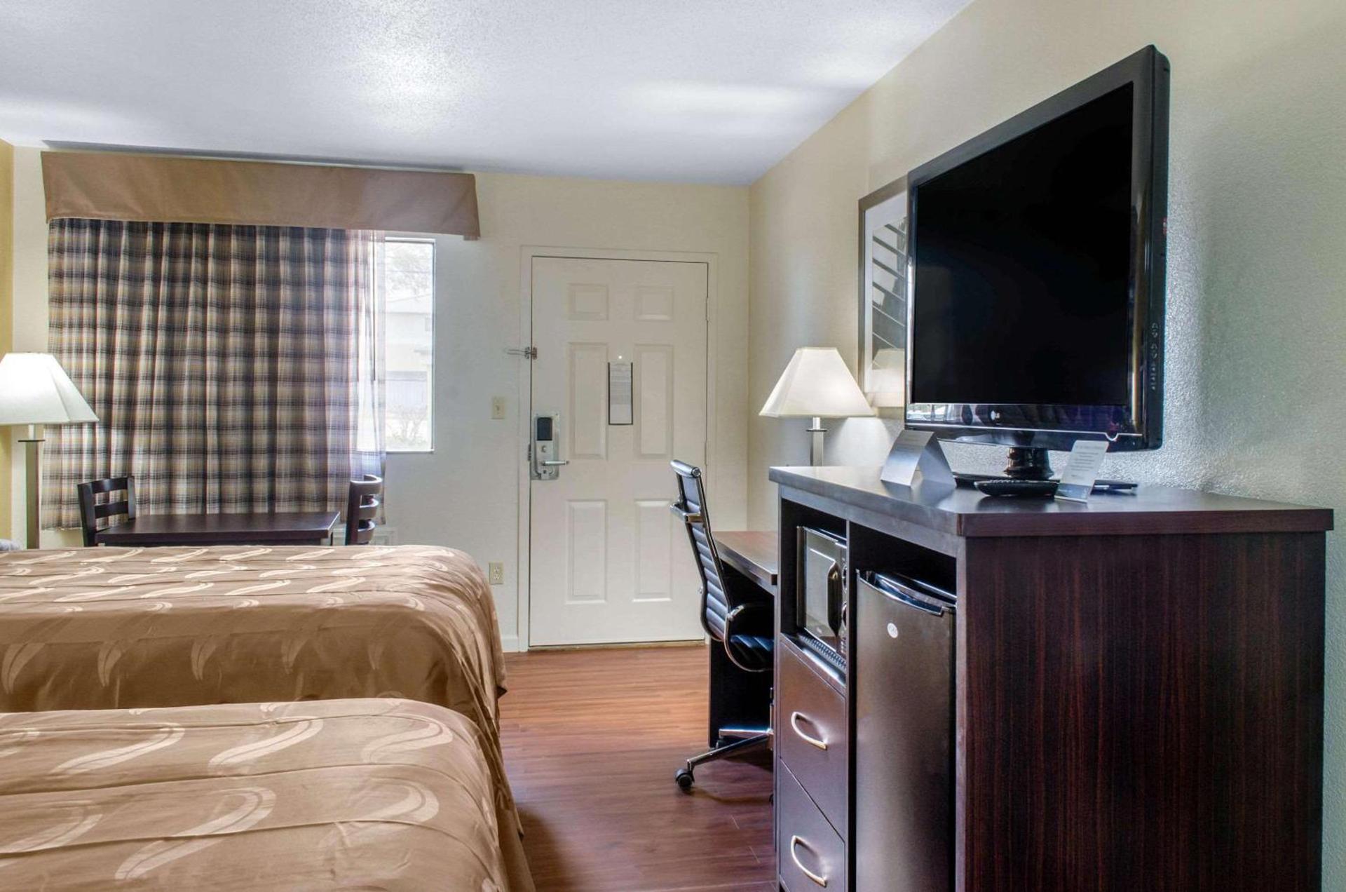 Quality Inn McComb photo 23