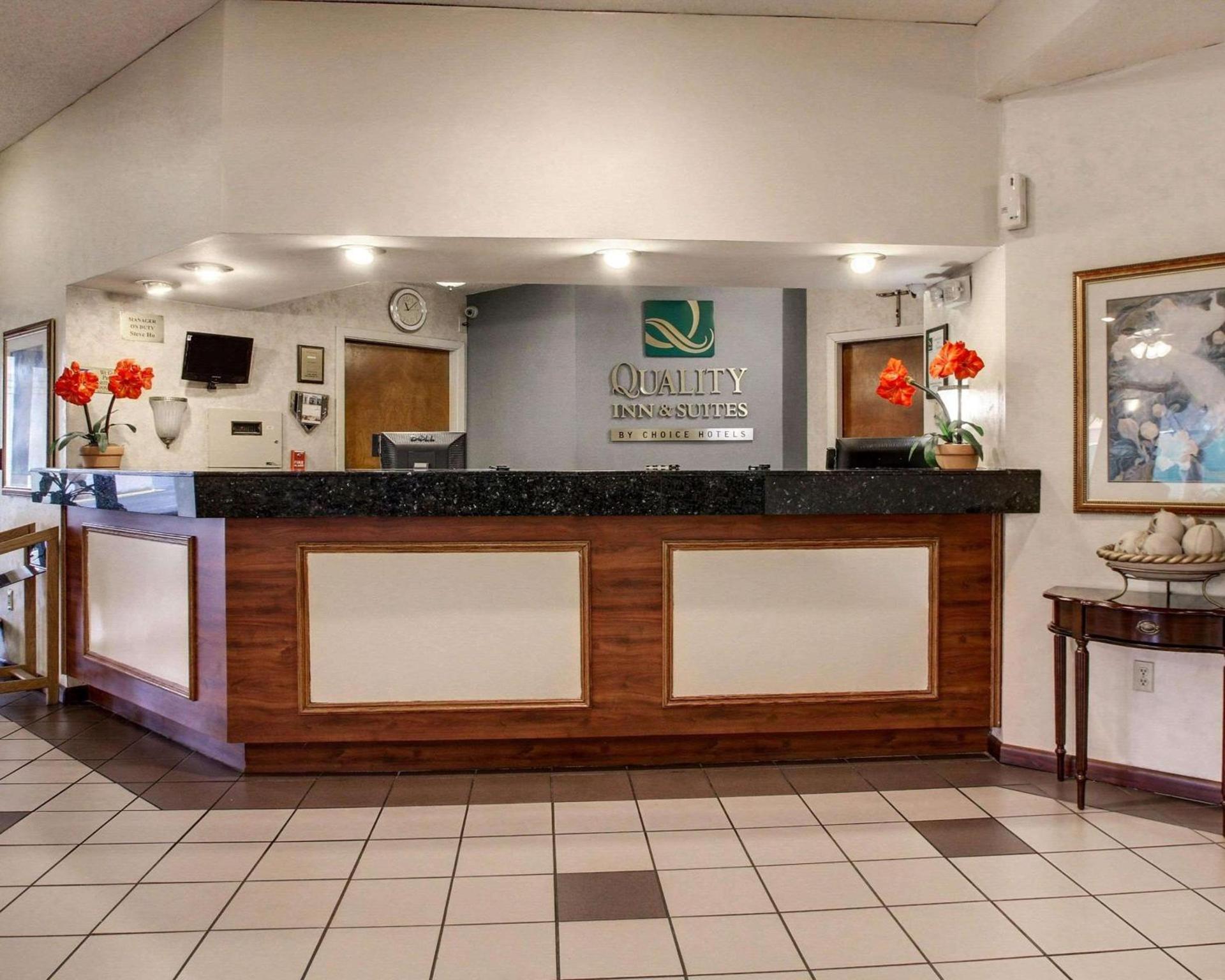 Quality Inn & Suites Clinton - Jackson West photo 18