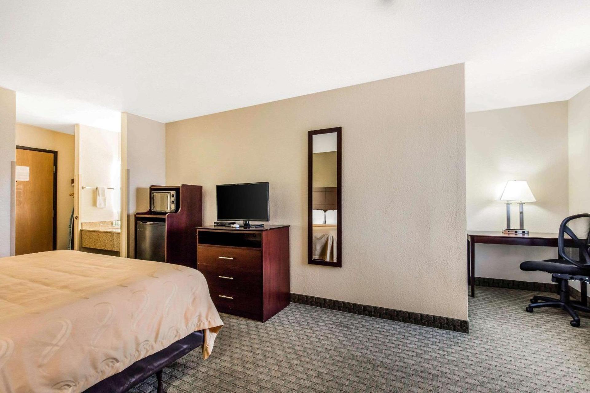 Quality Inn Batesville photo 14
