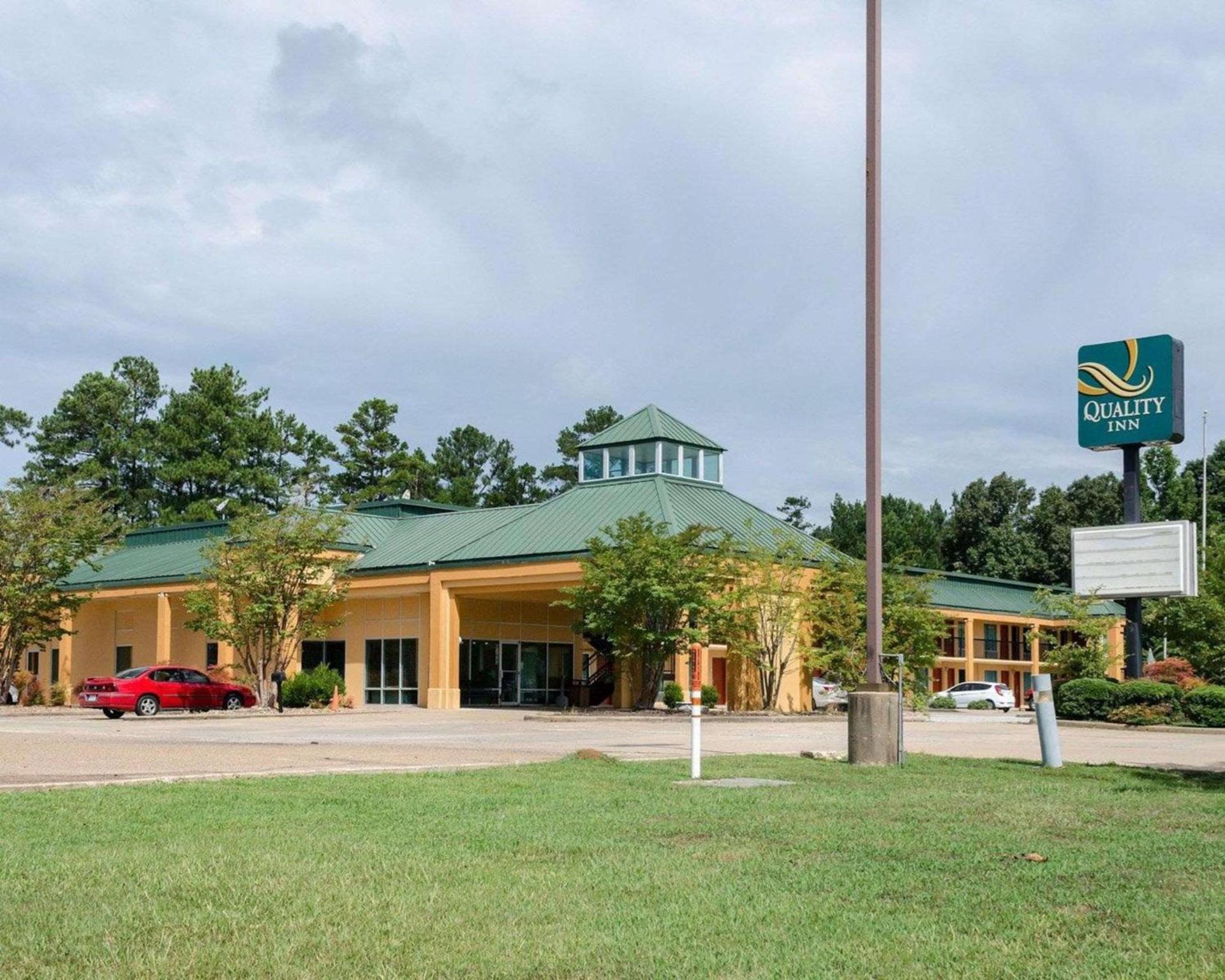 Quality Inn Louisville MS photo 8