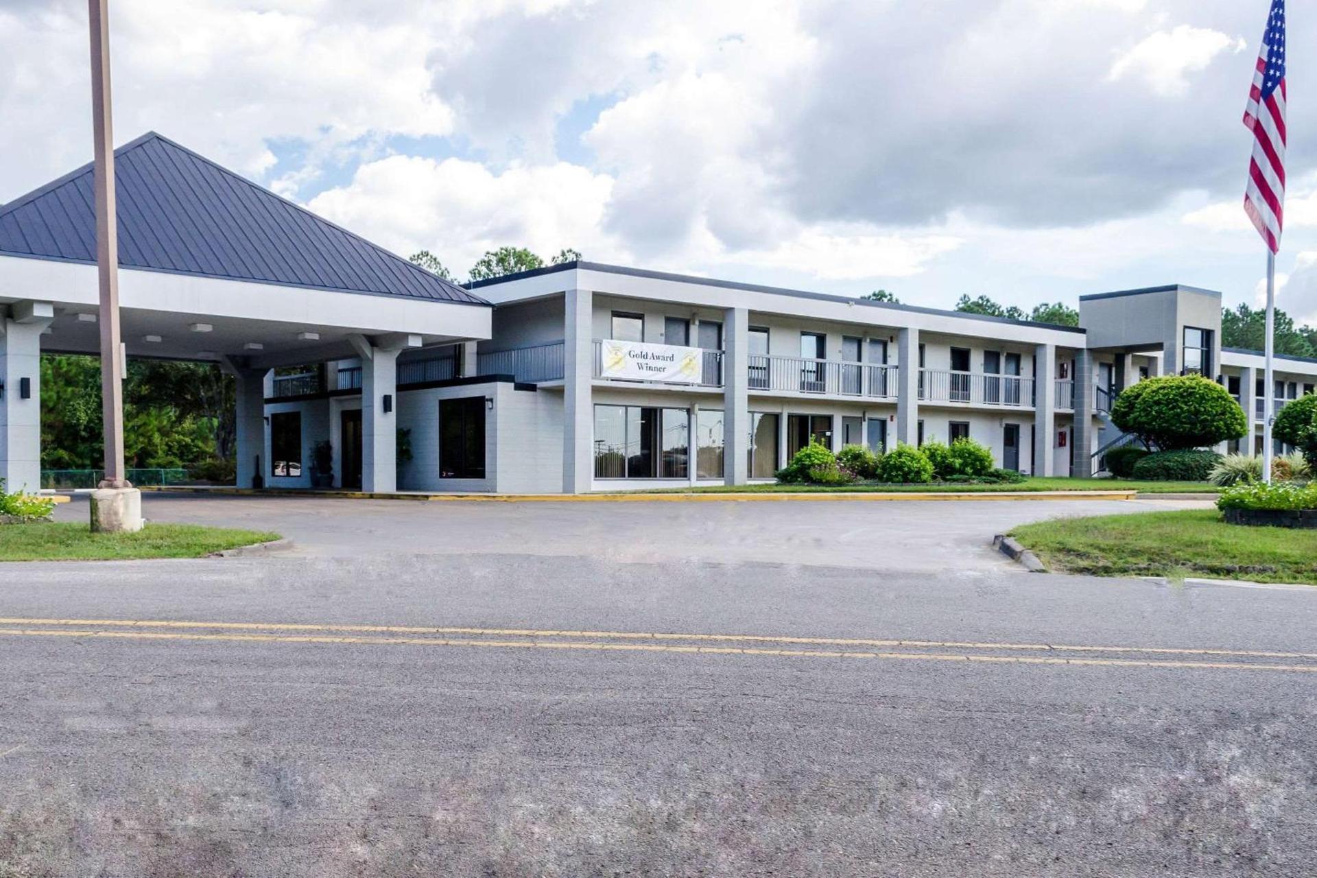 Quality Inn Moss Point - Pascagoula — hotel in Moss Point