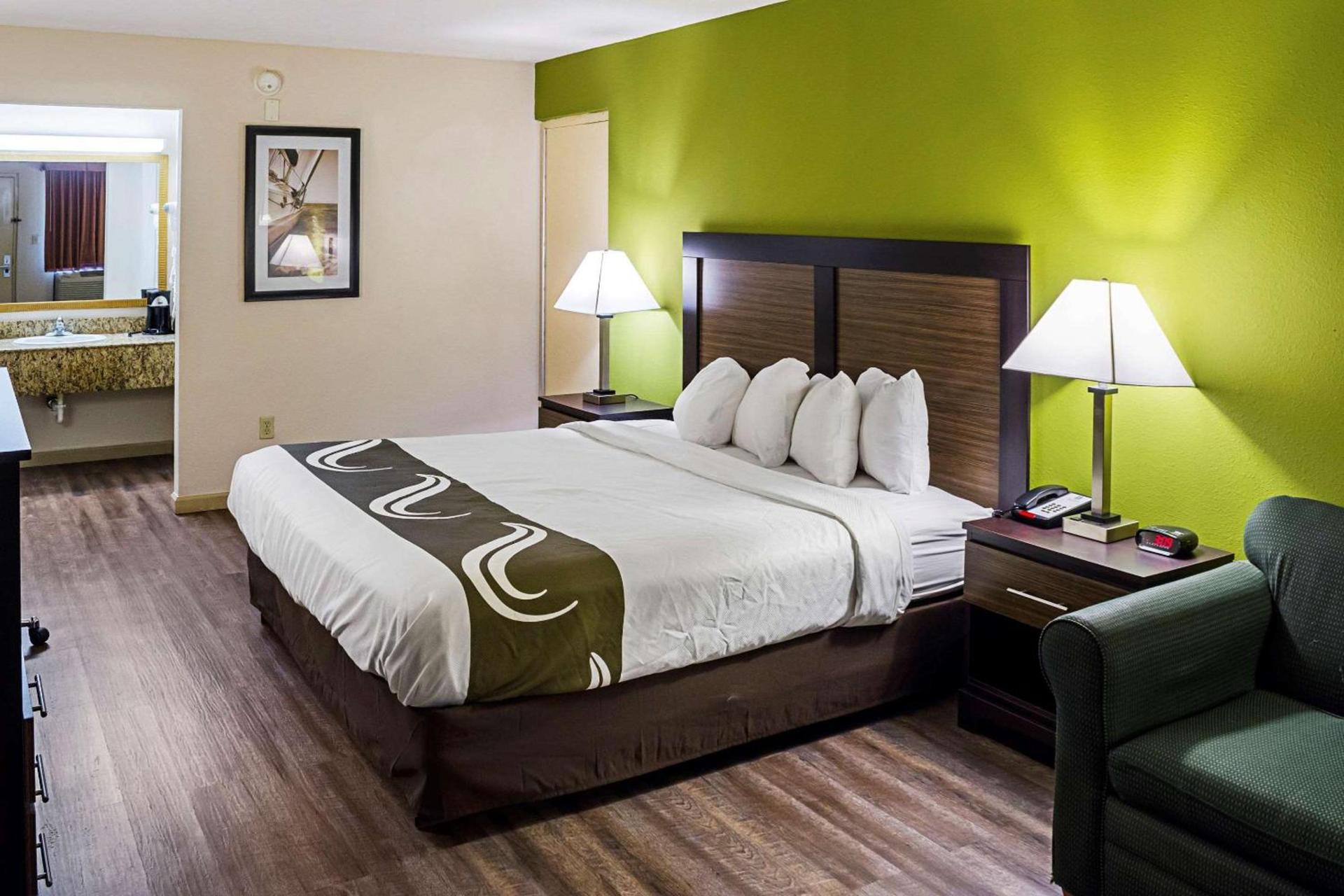 Quality Inn Biloxi Beach photo 9