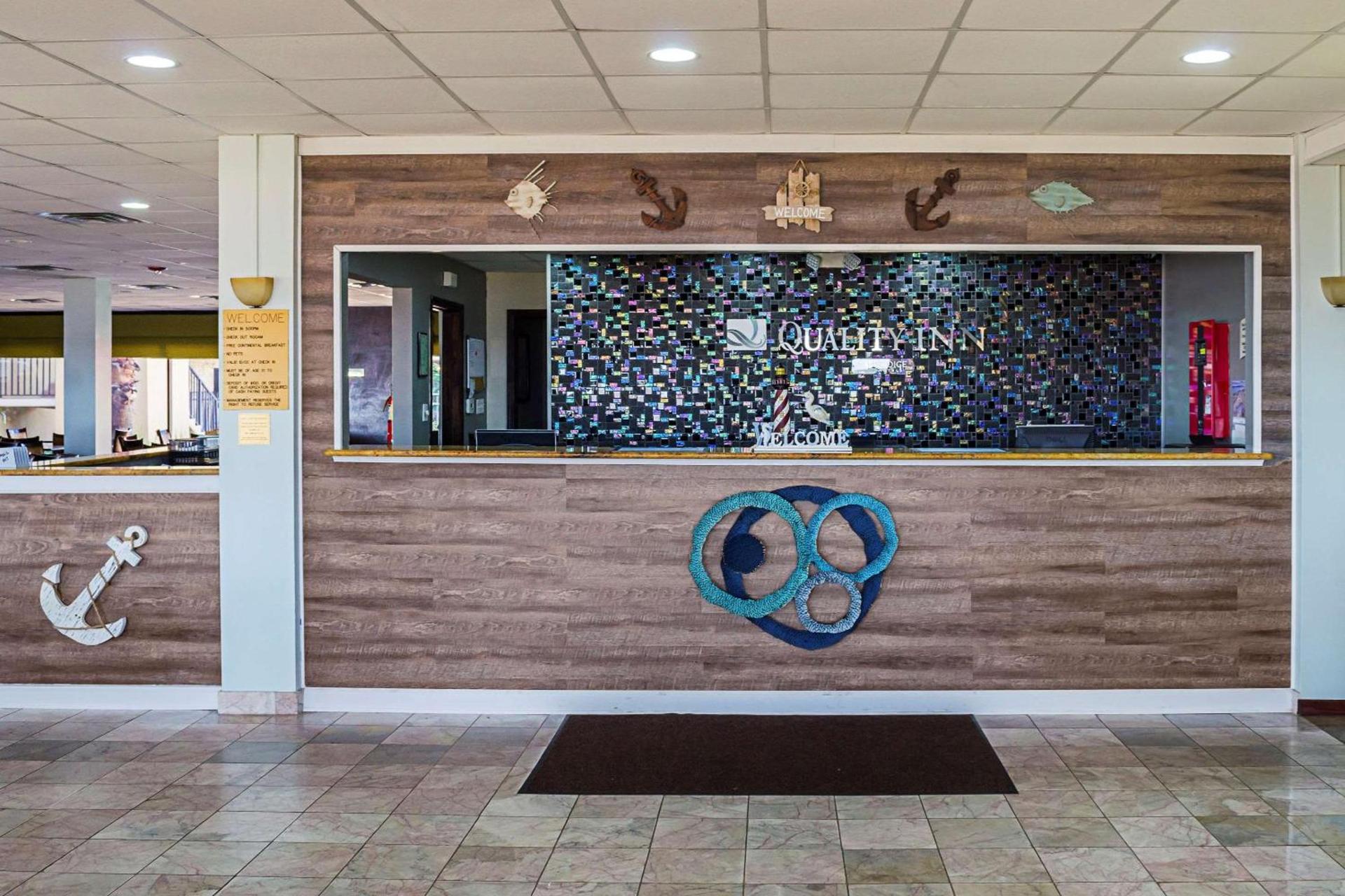 Quality Inn Biloxi Beach photo 3