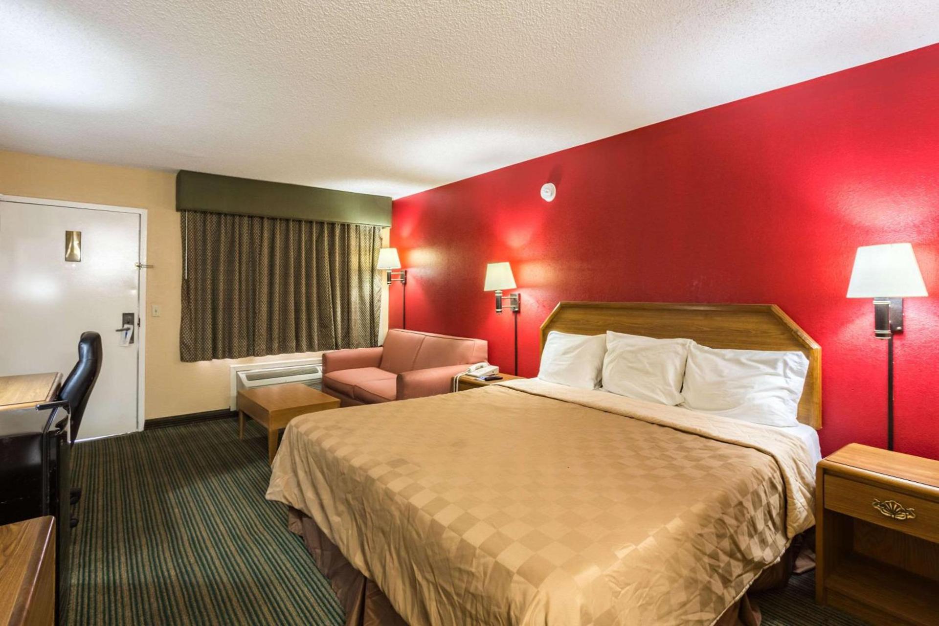 Rodeway Inn Hazlehurst photo 4