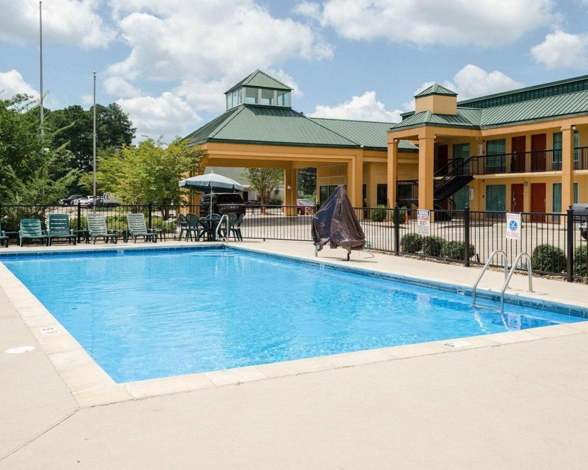 Quality Inn Louisville MS photo 22