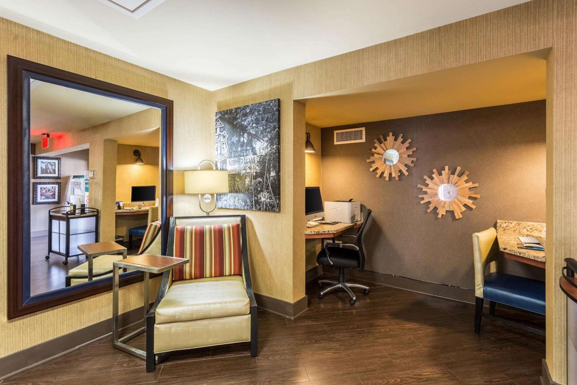 Comfort Inn Tupelo Central photo 11
