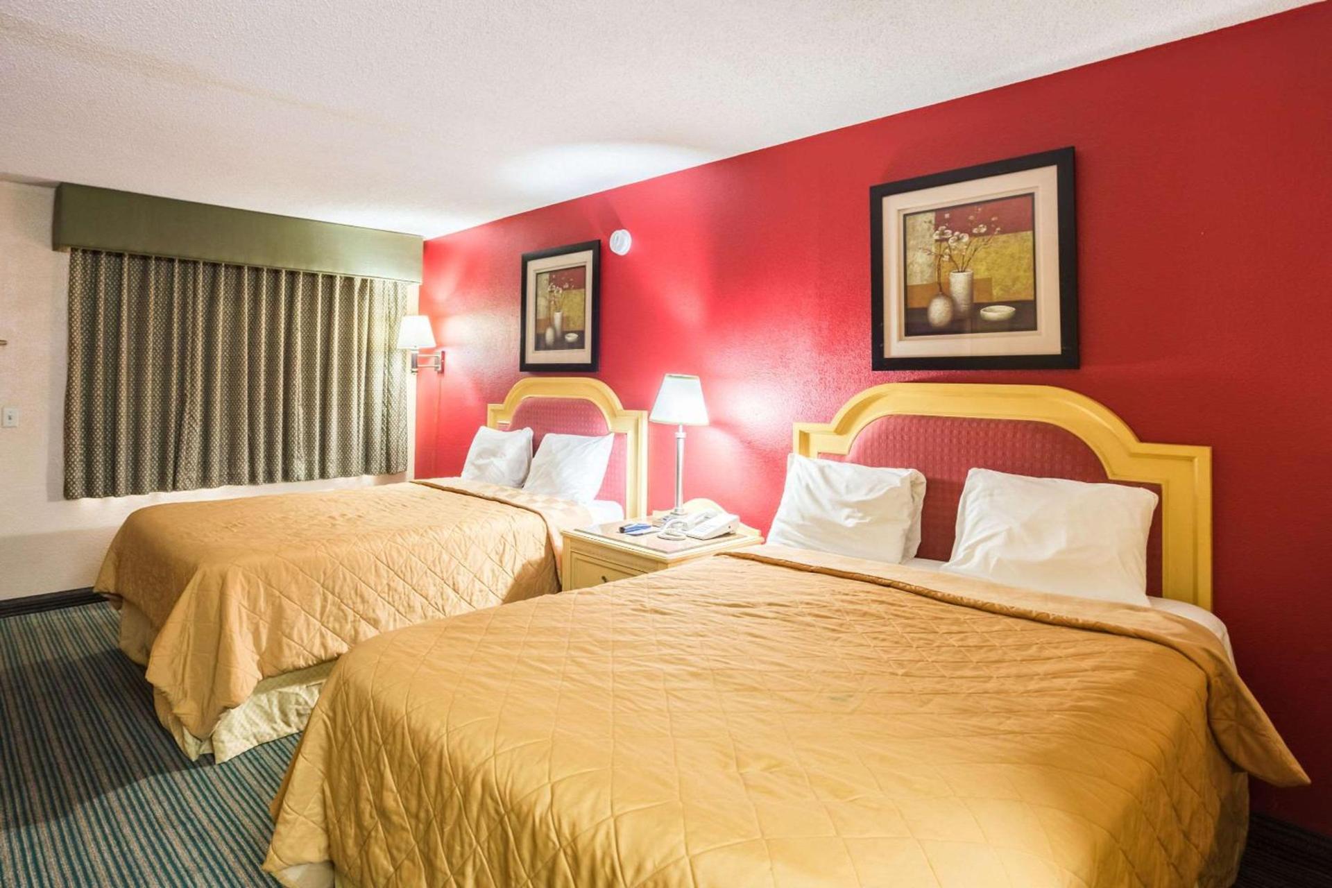 Rodeway Inn Hazlehurst photo 2