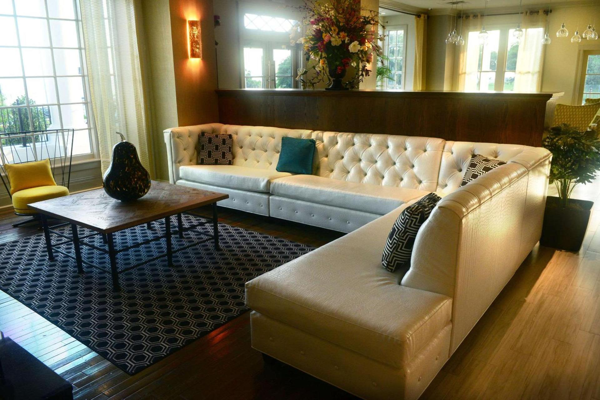 White House Hotel photo 24