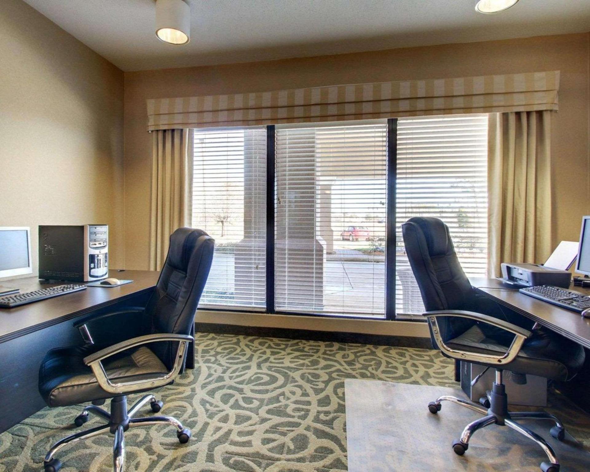 Comfort Inn & Suites Moss Point Pascagoula photo 12