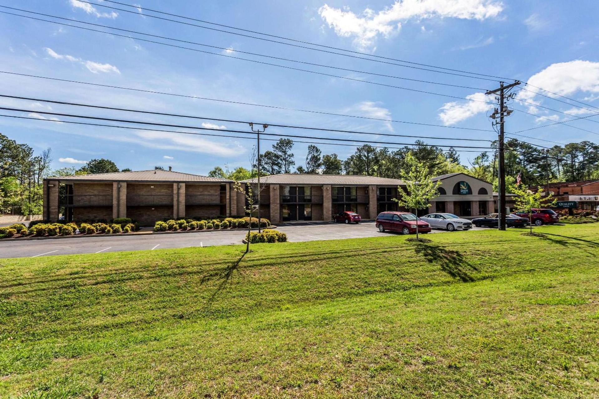 Quality Inn Tupelo Central photo 4