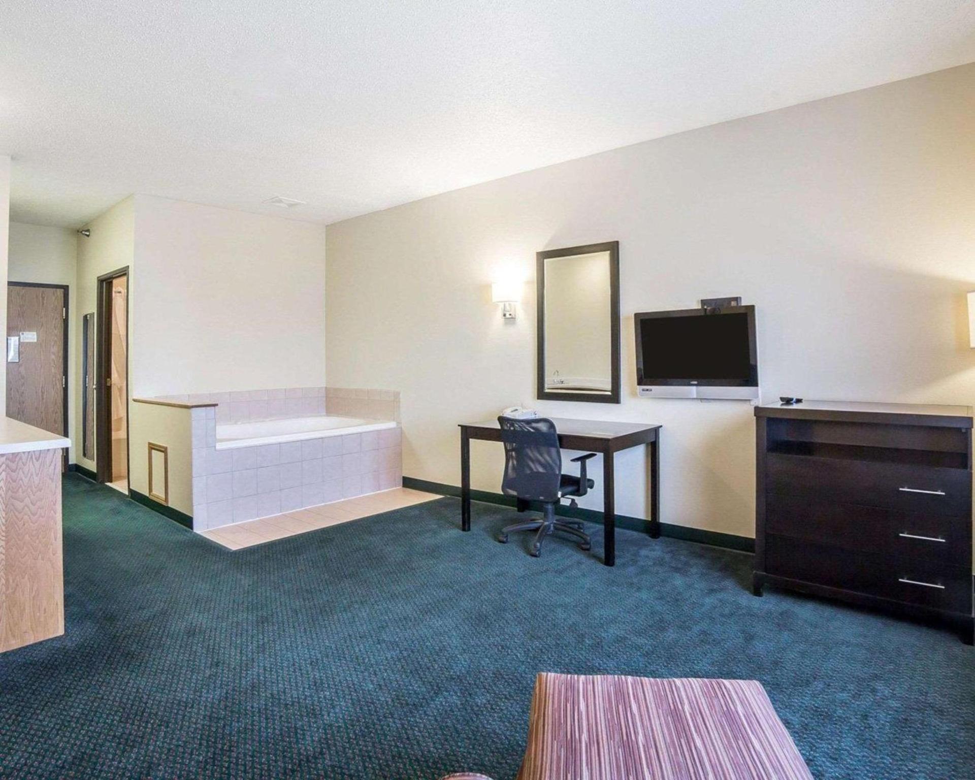 FairBridge Inn & Suites Glendive photo 3