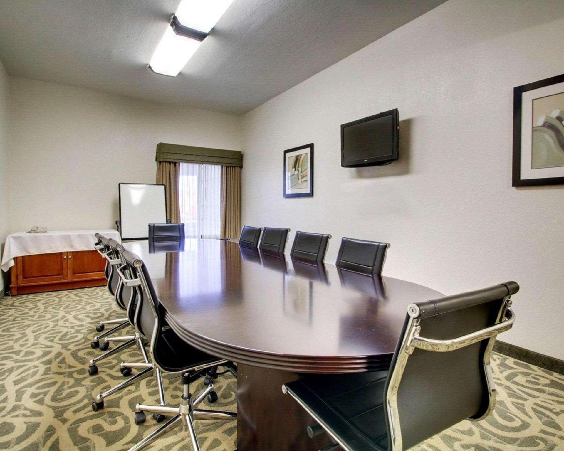 Comfort Inn & Suites Moss Point Pascagoula photo 16