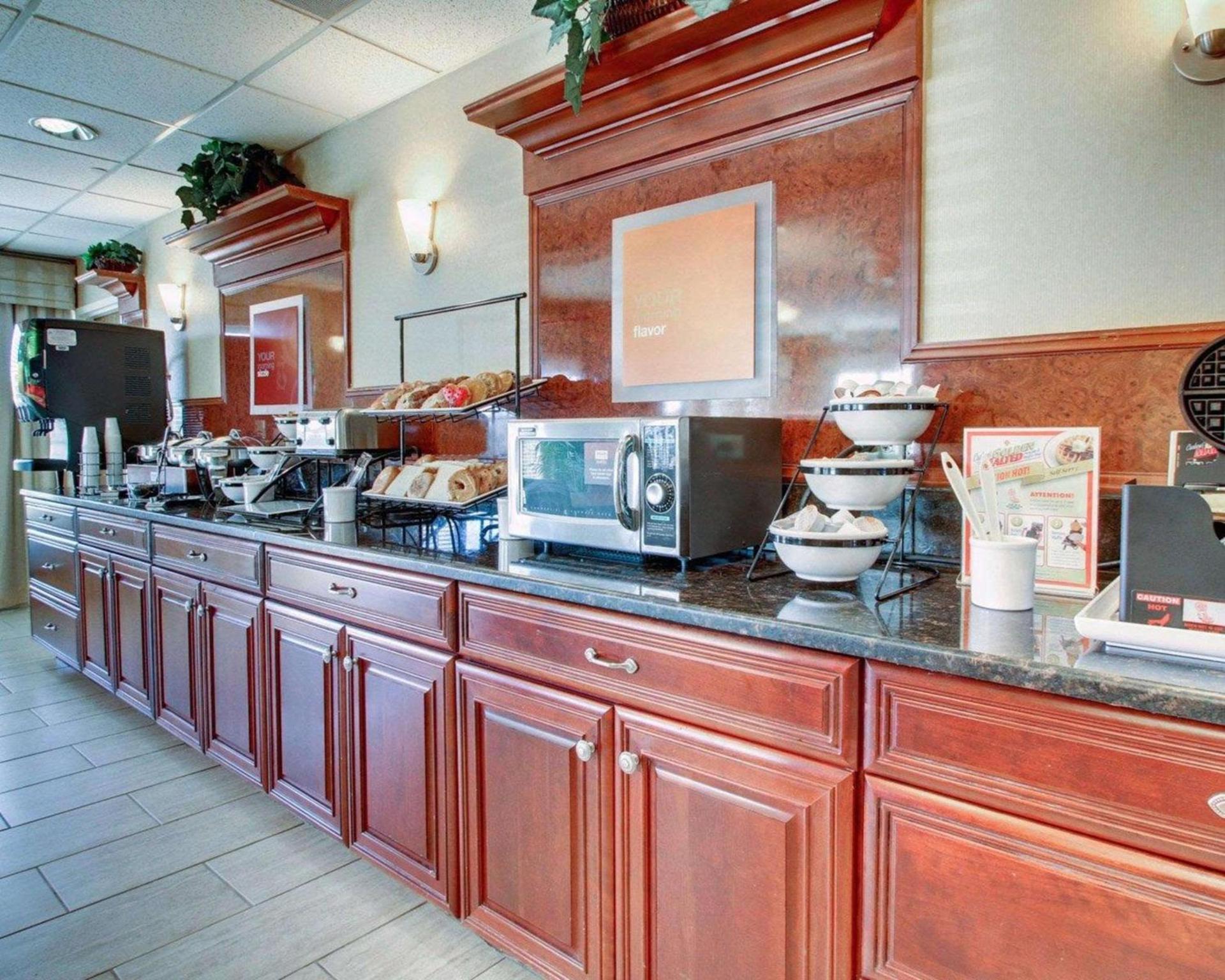 Comfort Inn & Suites Moss Point Pascagoula photo 19