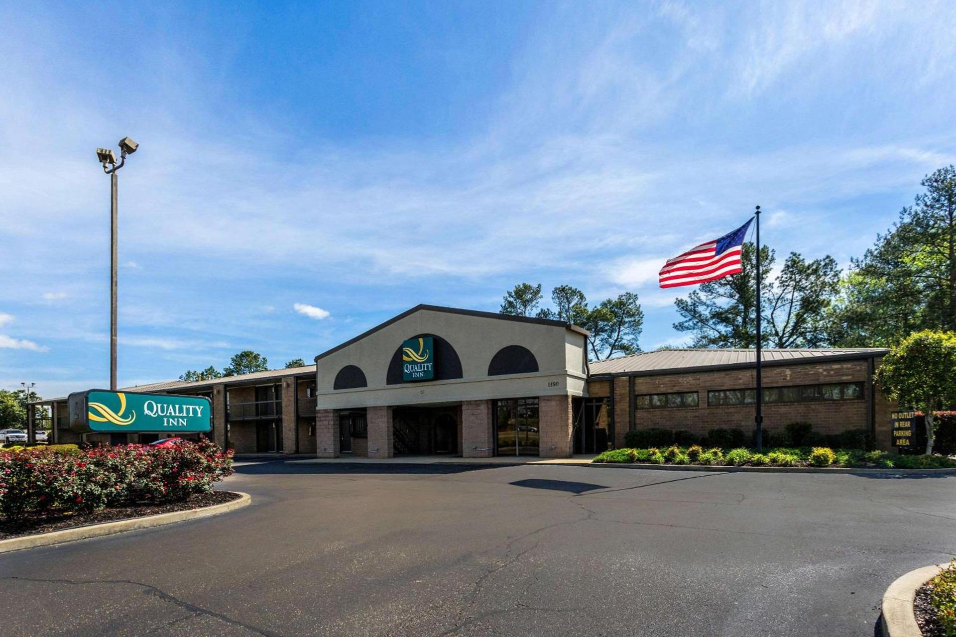 Quality Inn Tupelo Central photo 2