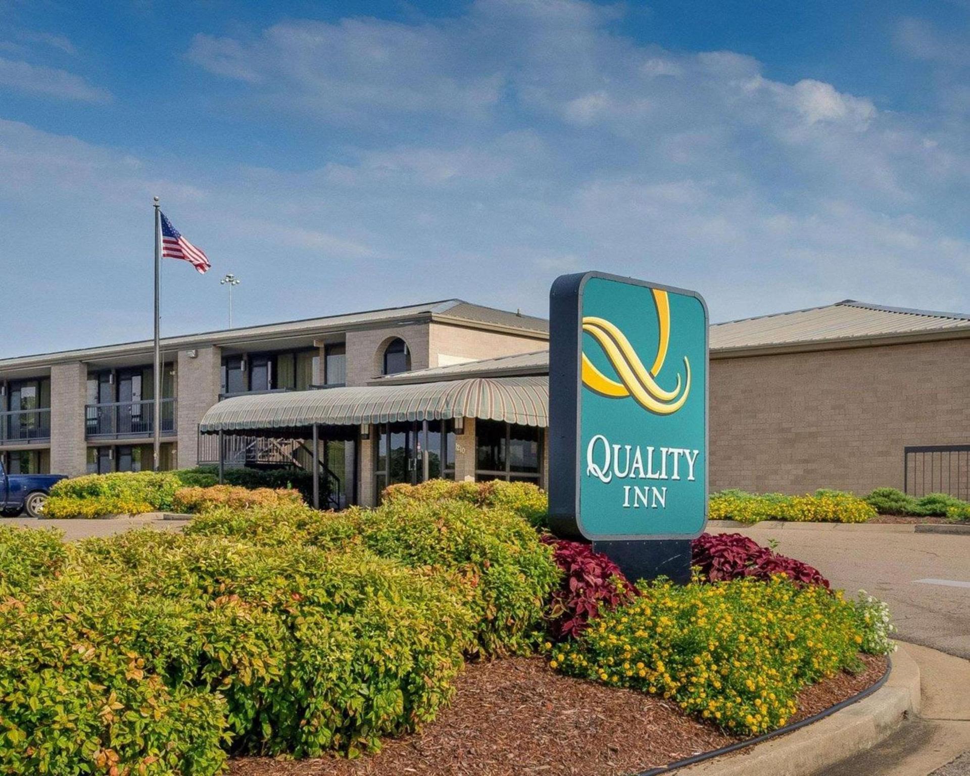 Quality Inn Columbus, MS photo 1