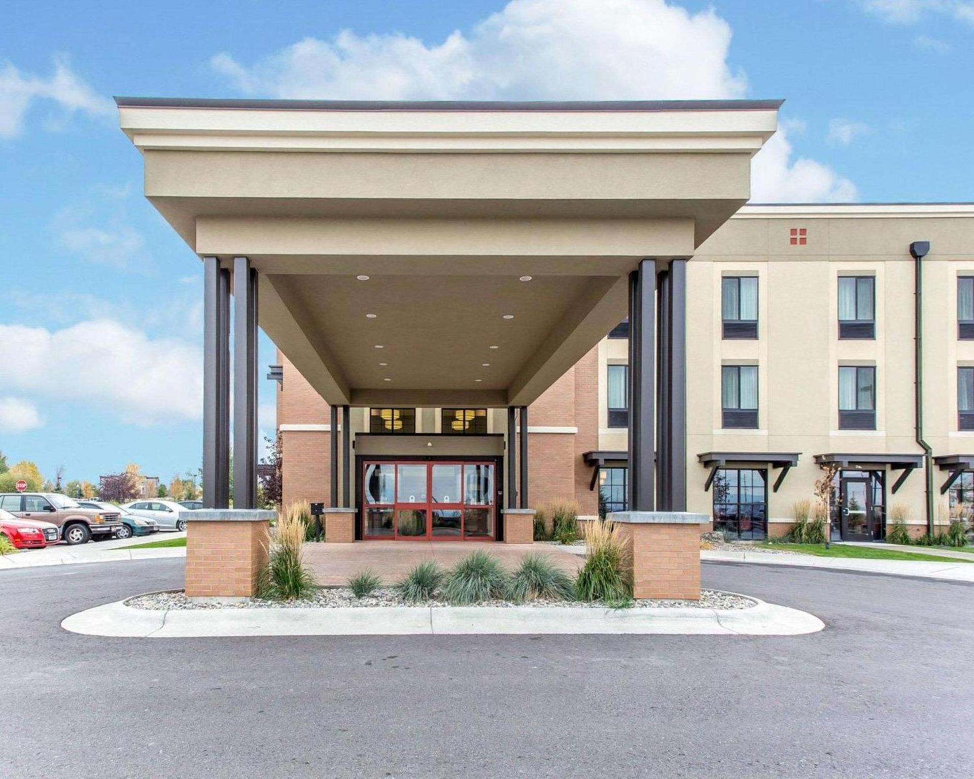 Comfort Suites Airport-University photo 32