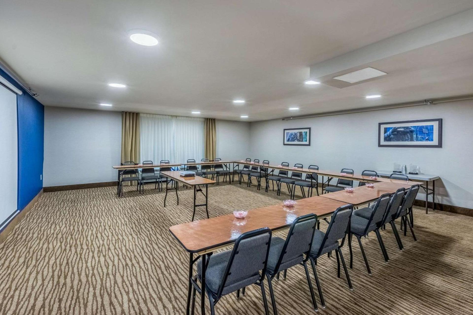 Comfort Inn Charlotte Airport Uptown photo 4