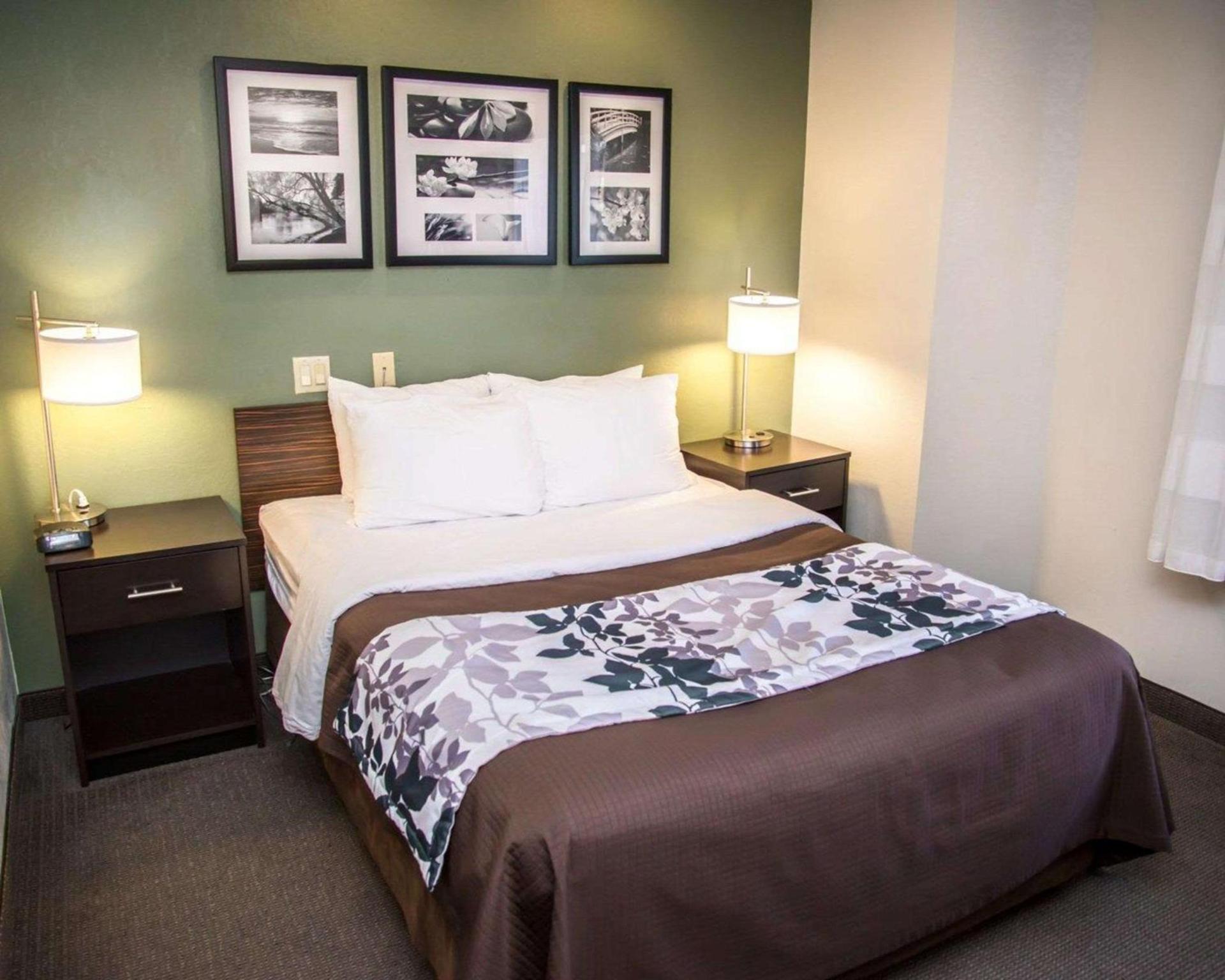 Sleep Inn University Place photo 11