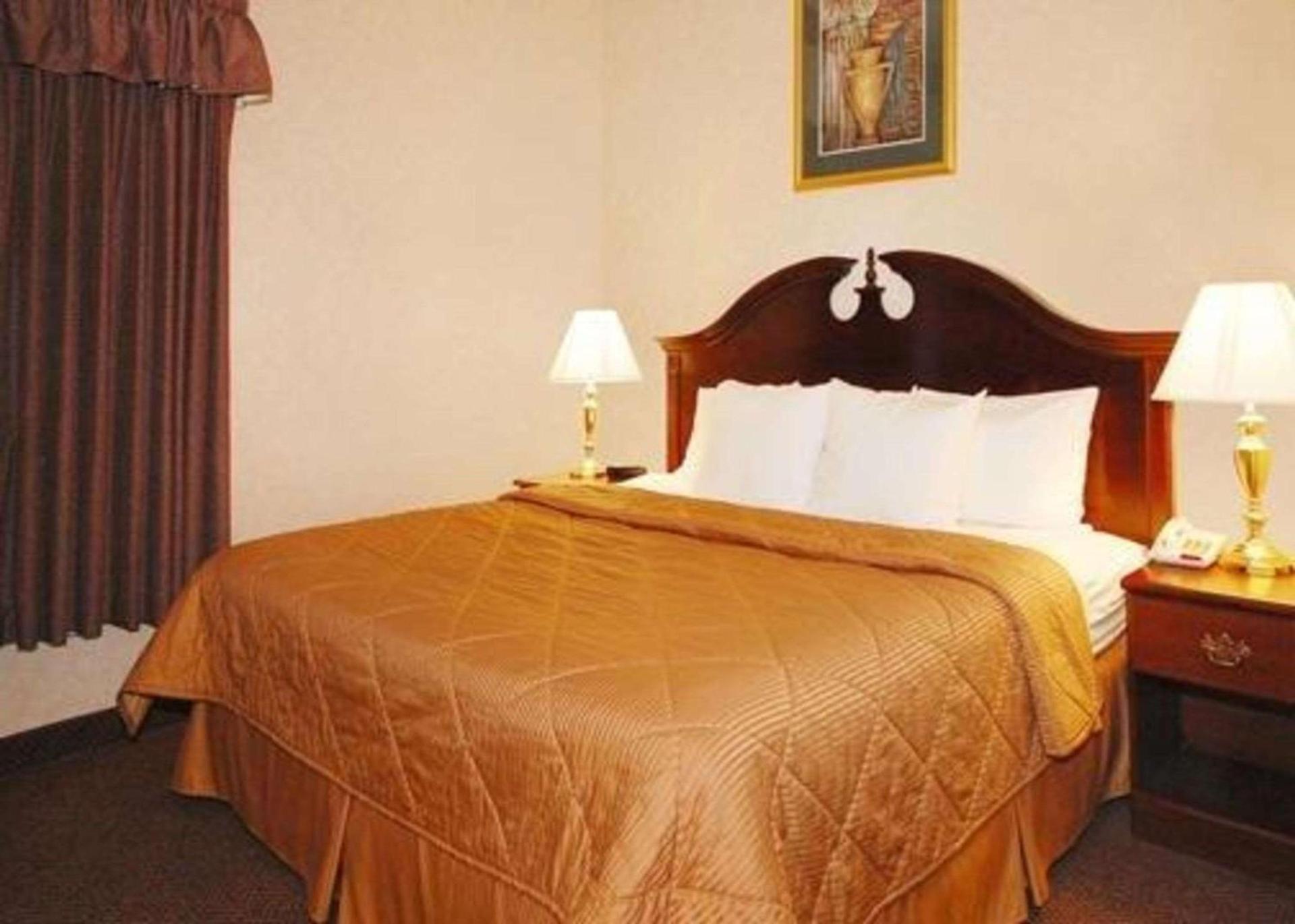 Quality Inn & Suites Tarboro - Kingsboro photo 3
