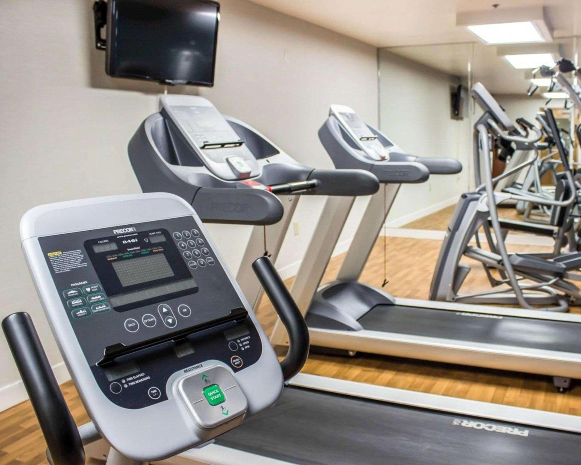 Comfort Suites Regency Park photo 14