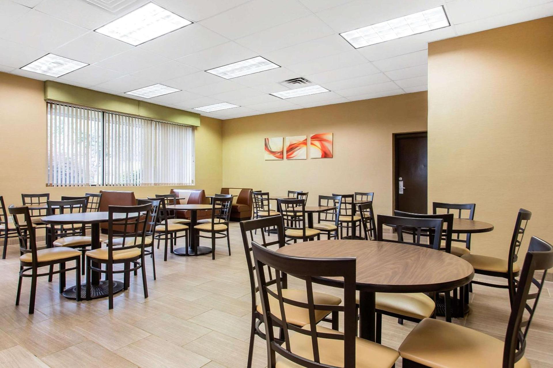 Quality Inn Mount Airy Mayberry photo 3