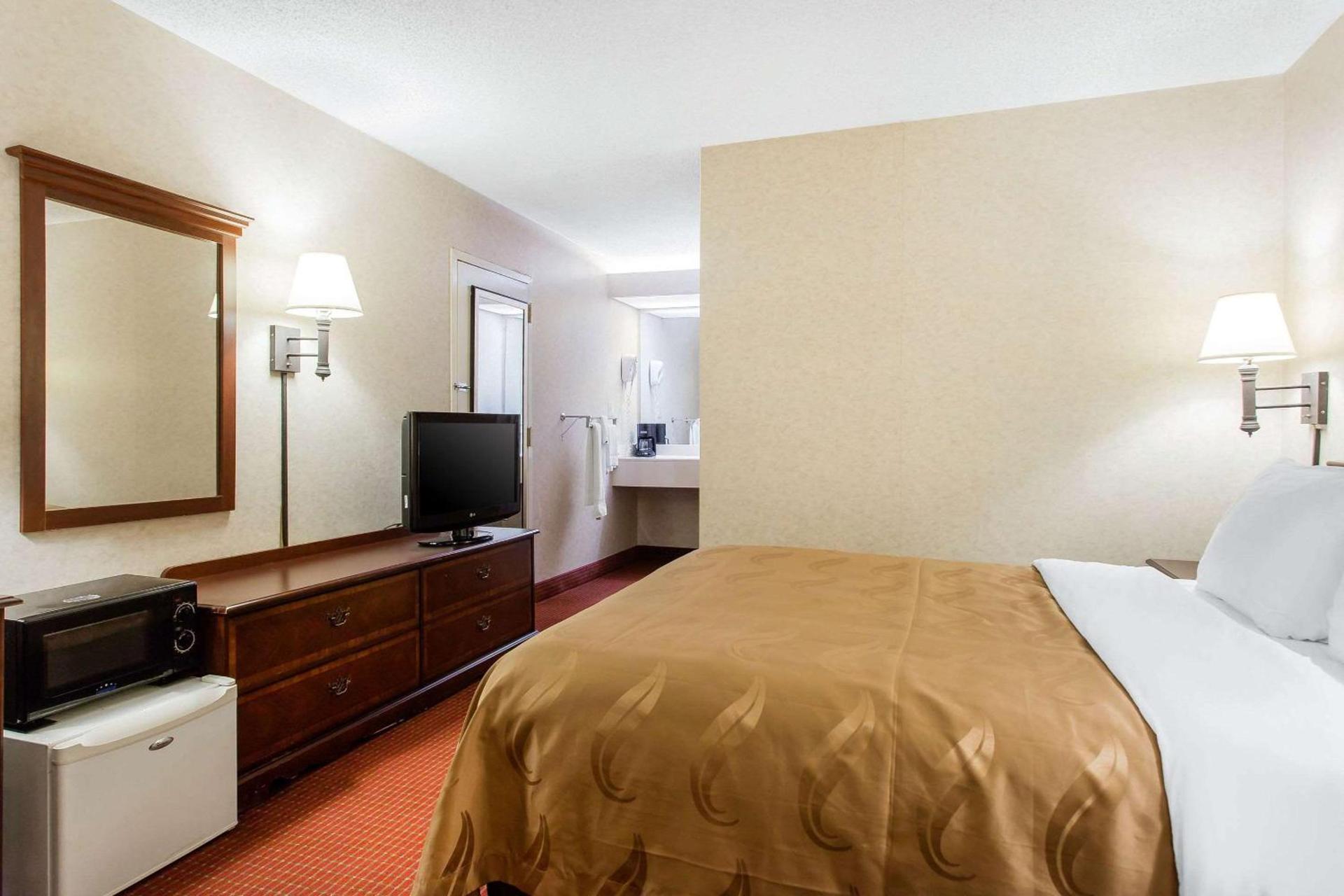Quality Inn Mount Airy Mayberry photo 13