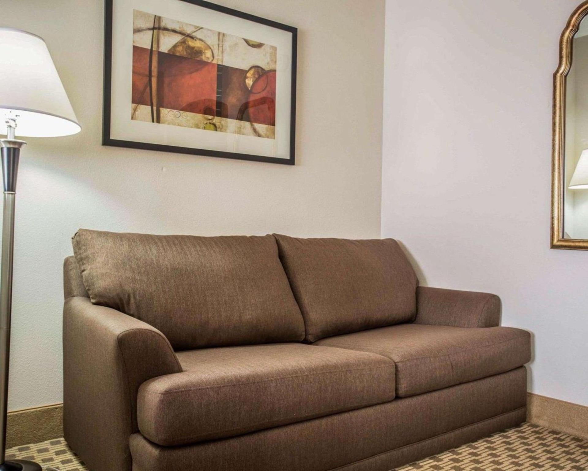 Comfort Suites Lumberton North photo 11