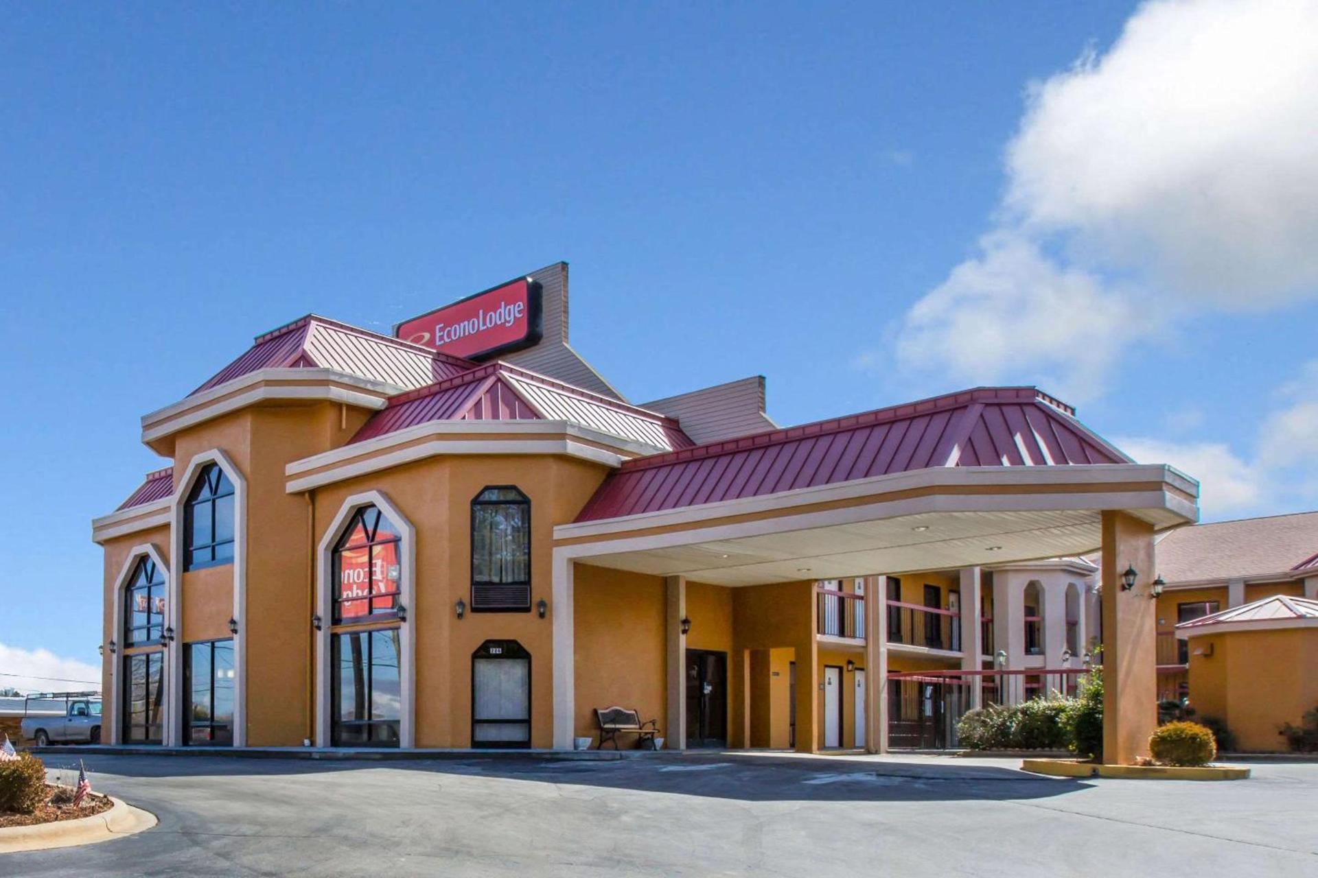 Econo Lodge Hendersonville — hotel in Hendersonville